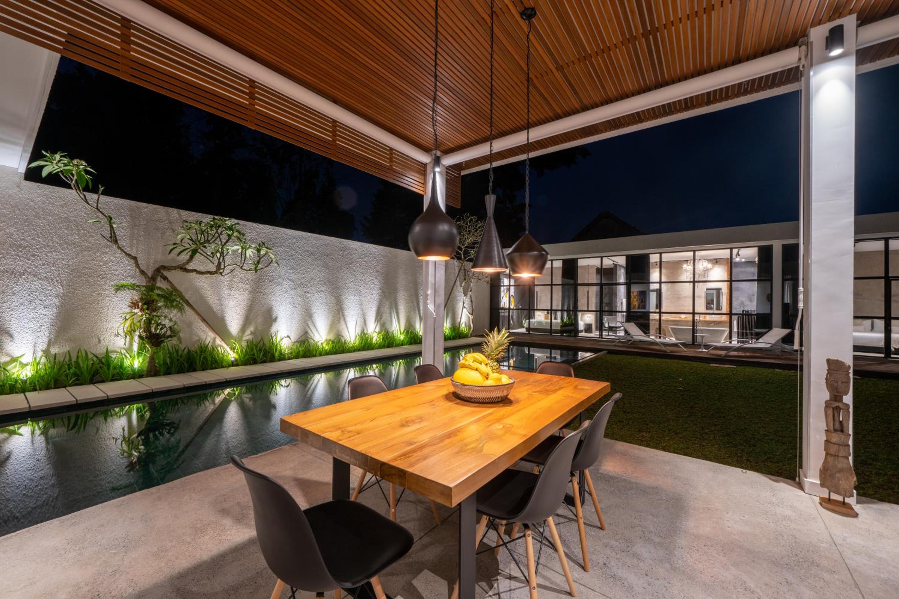 Villa with Private Pool - Photo 44