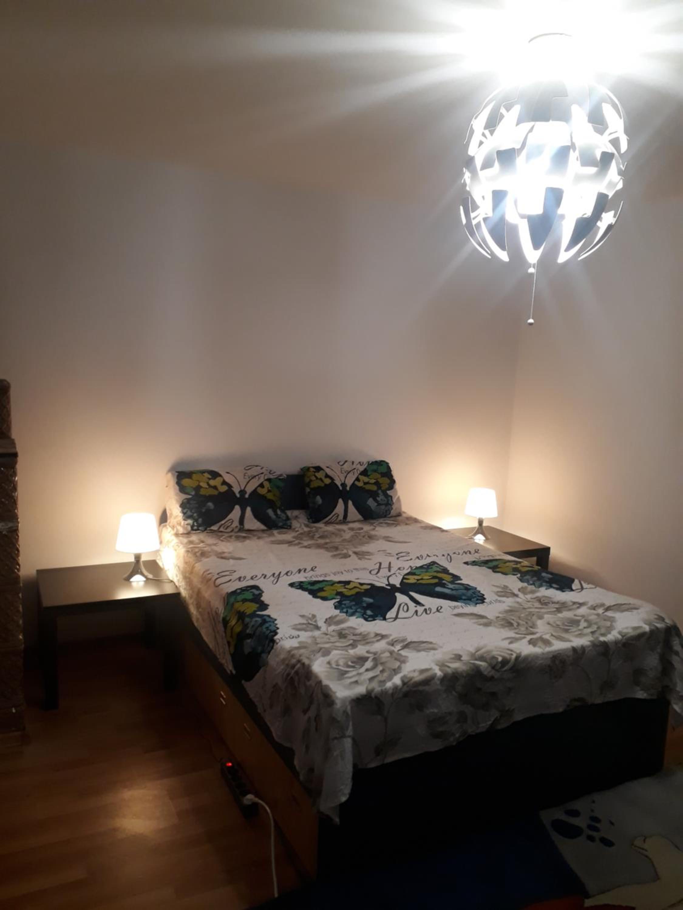 Two-Bedroom House - Photo 4