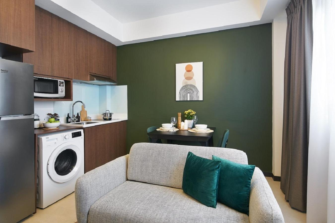 One-Bedroom Deluxe photo 3