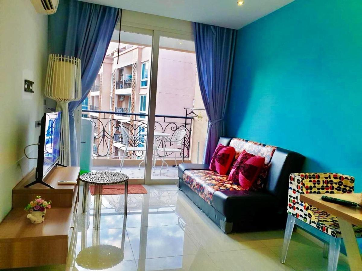Apartment with Pool View  - Photo 19
