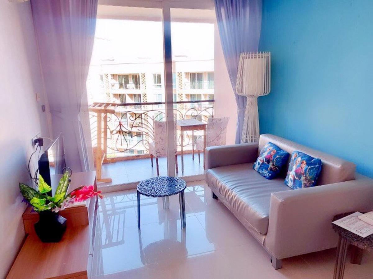Apartment with Pool View  - Photo 20