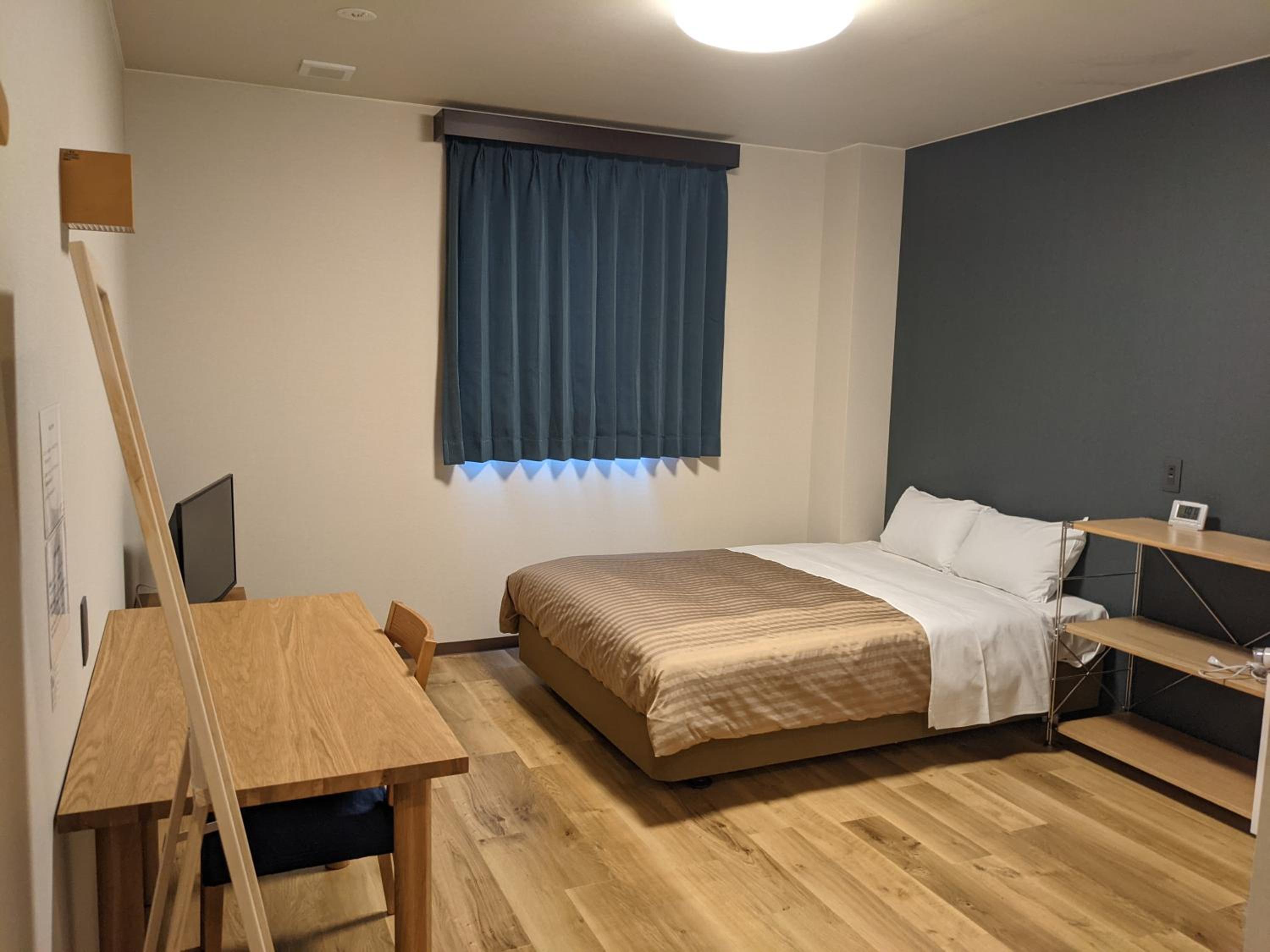 Double Room - Non-Smoking