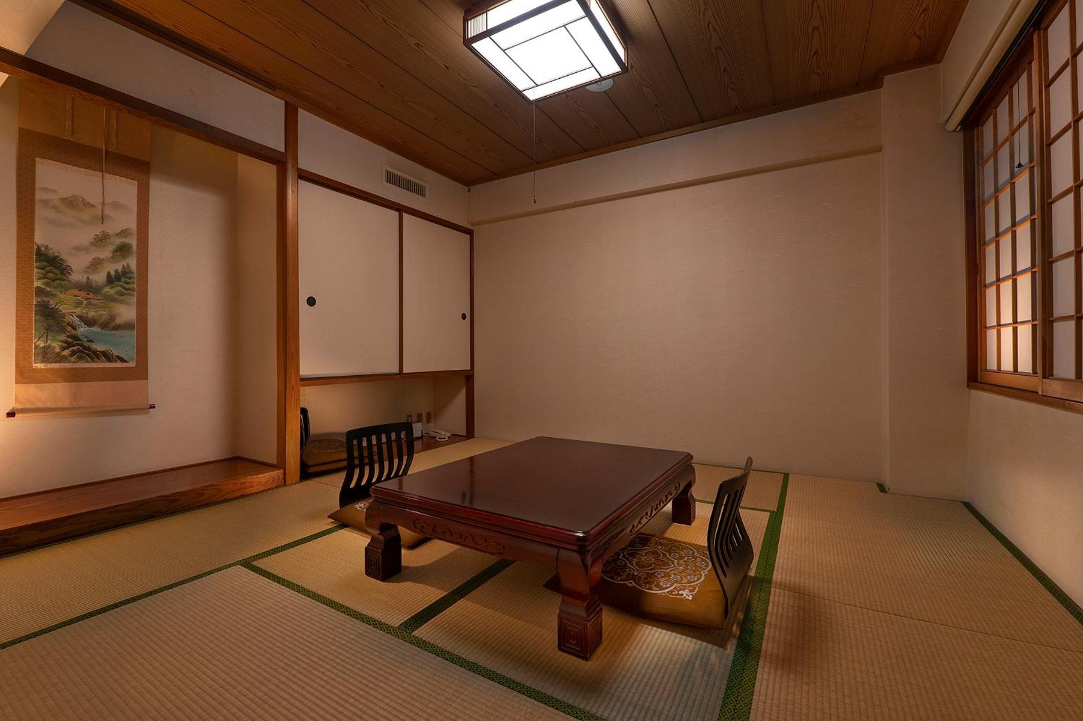 Japanese-Style Quadruple Room