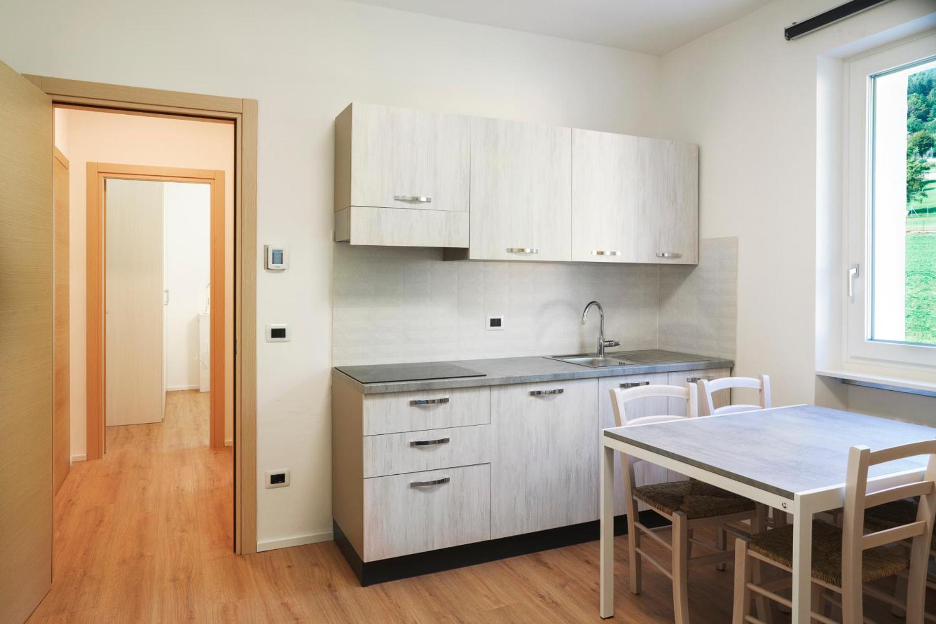 One-Bedroom Apartment - Photo 4