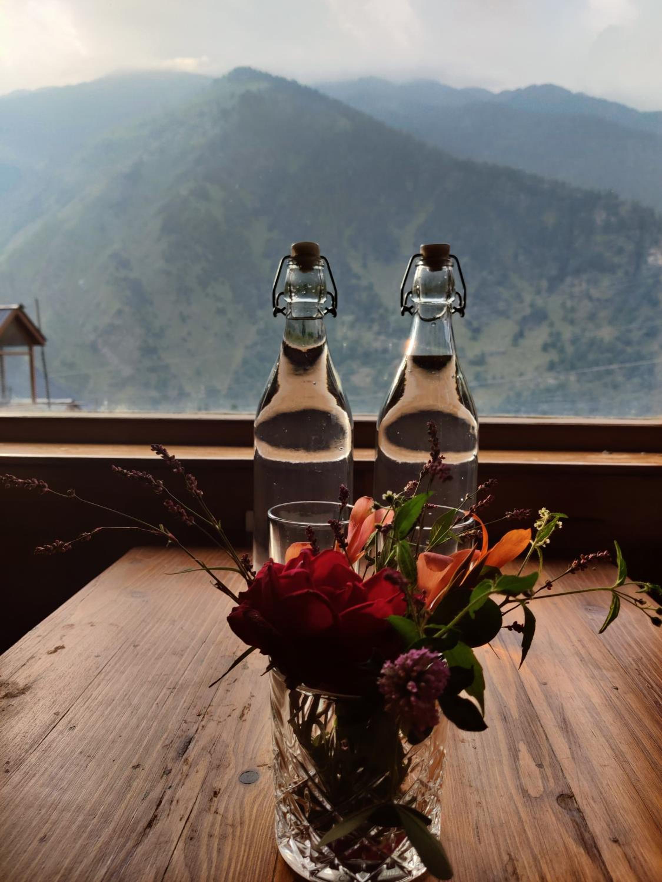 Double Room with Mountain View - Welcome Drink, Complimentary 2pcs Laundry, Late Check out upto 2hrs - Photo 24