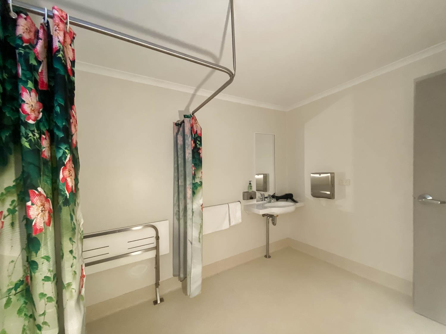 Triple Room with Private Bathroom photo 2