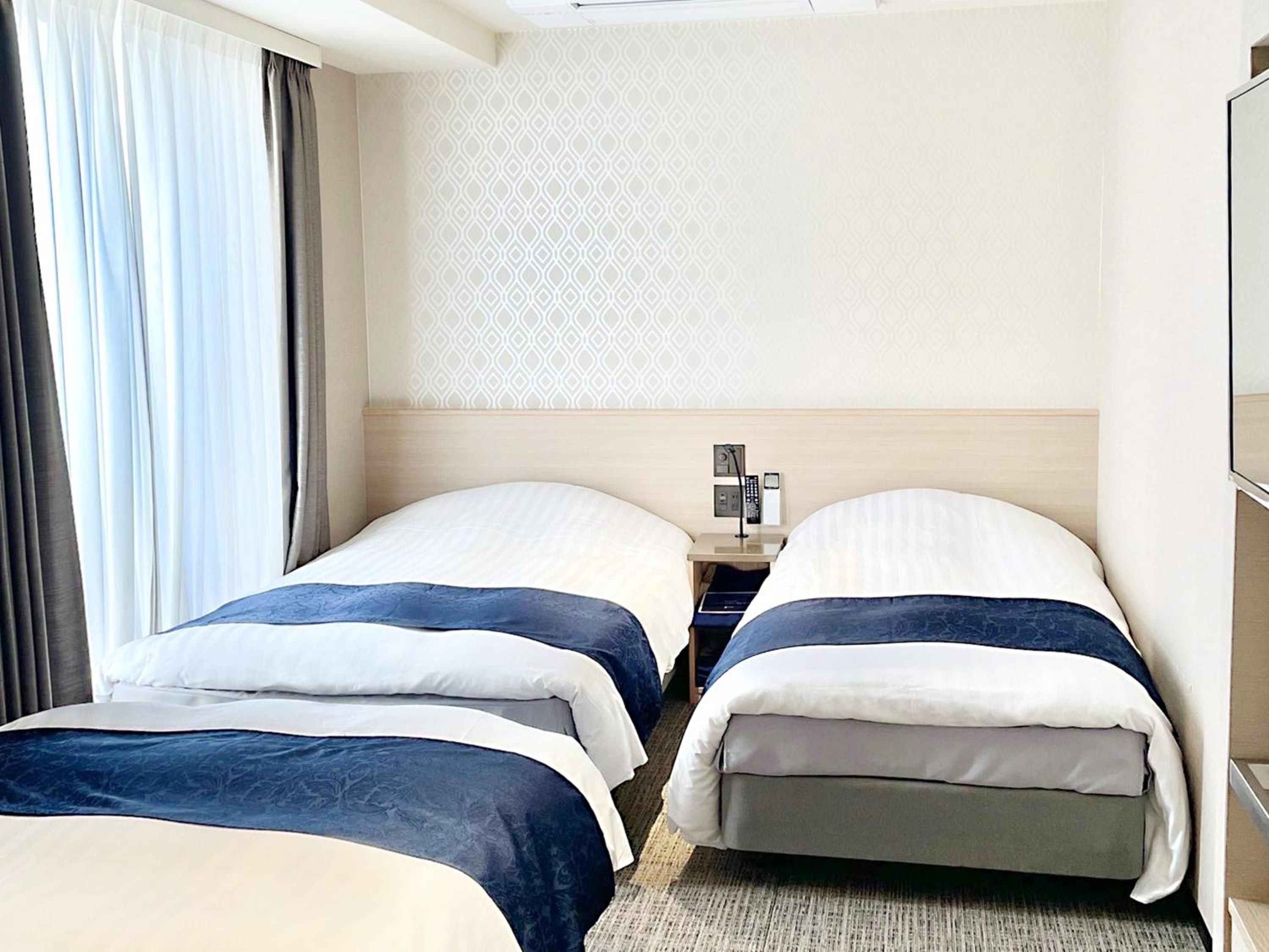 Triple Room - Disability Access - Photo 1