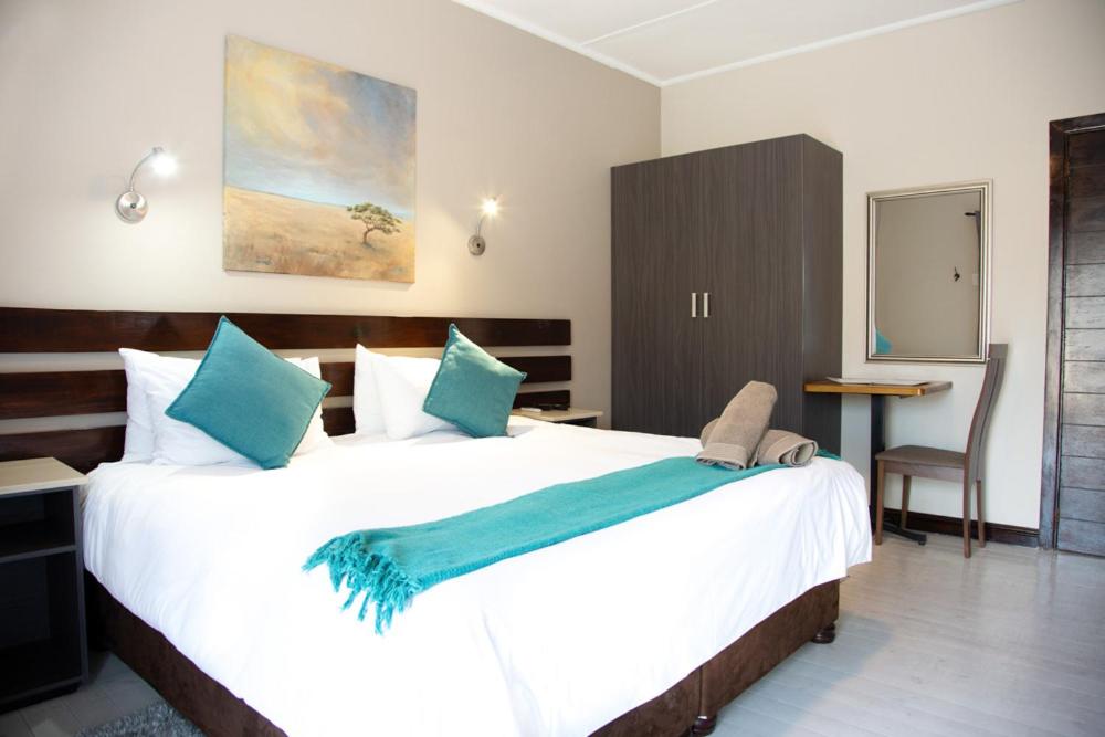 Twin/Double Room photo 1