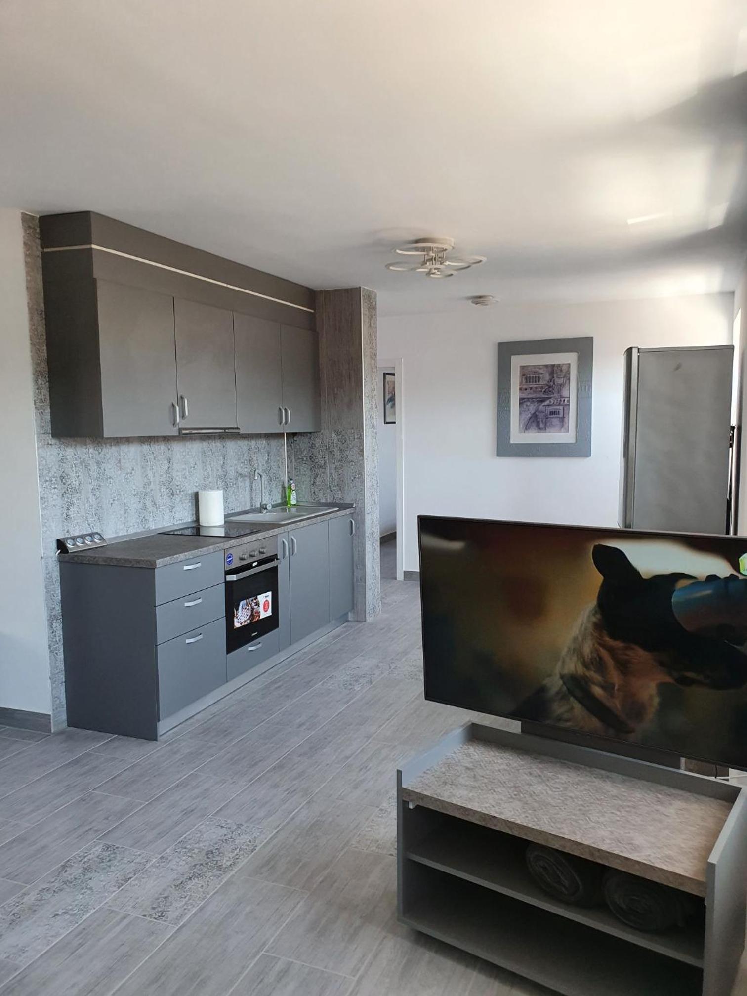One-Bedroom Apartment - Photo 17