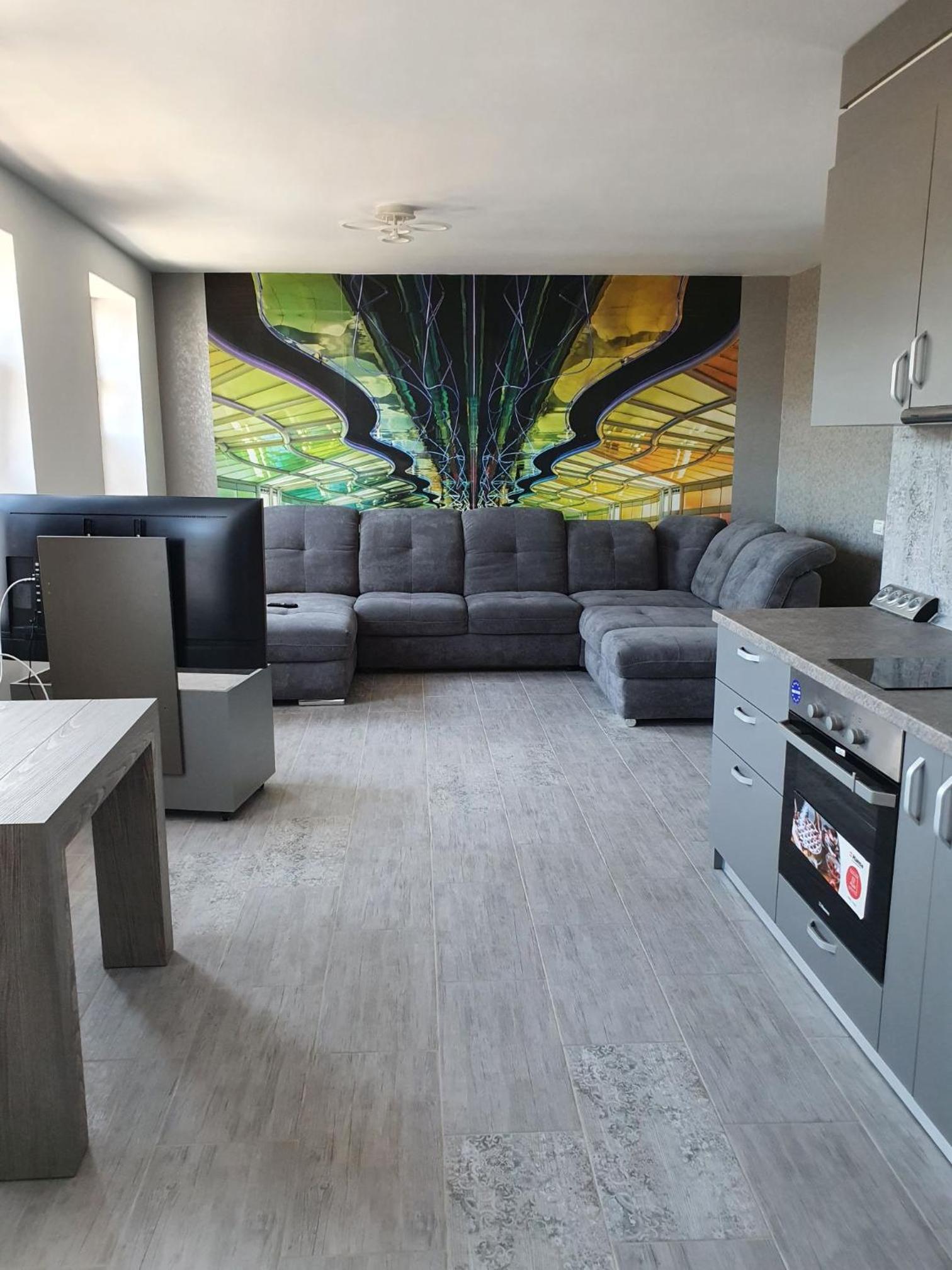 One-Bedroom Apartment - Photo 18
