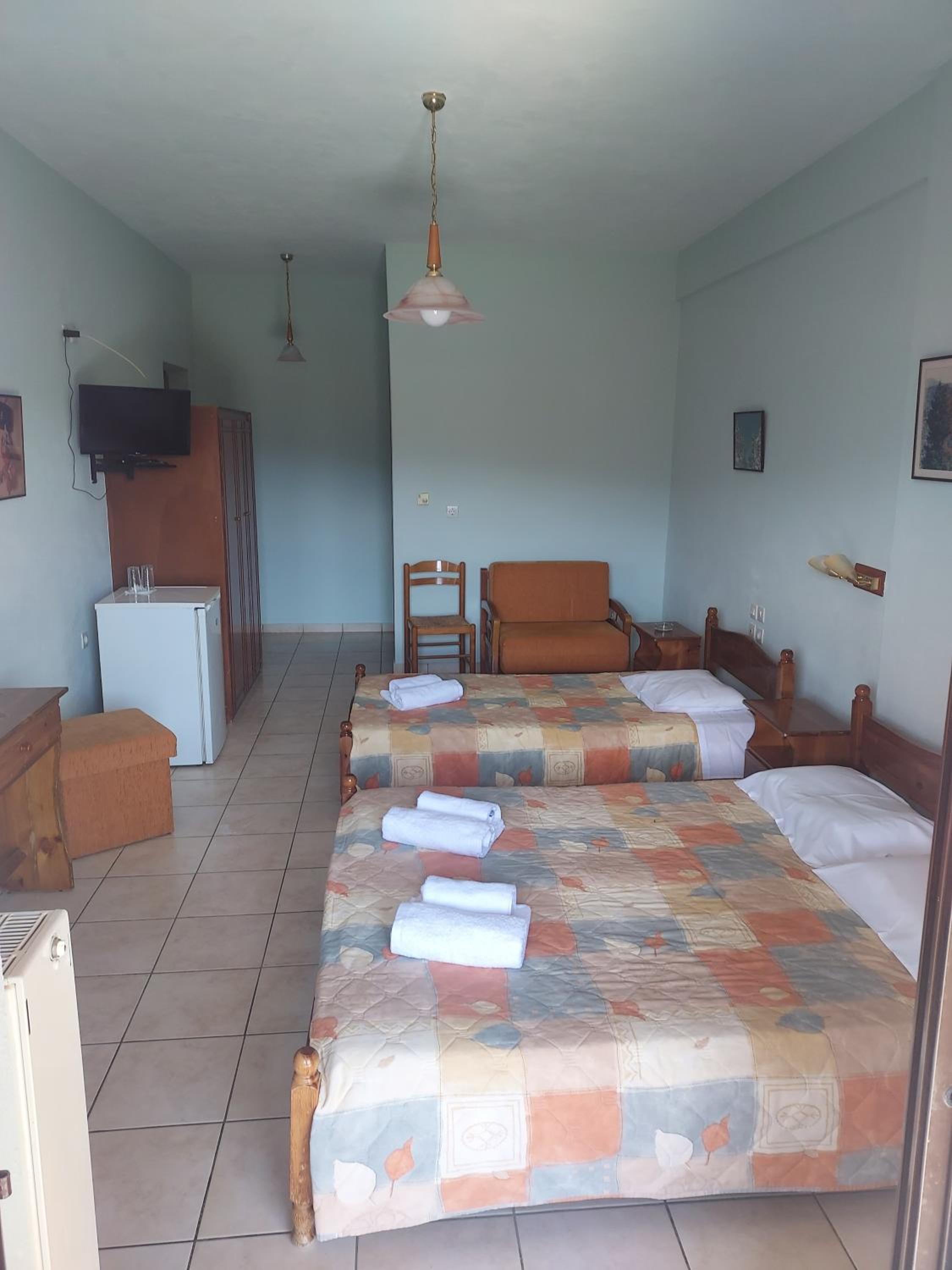 Triple Room