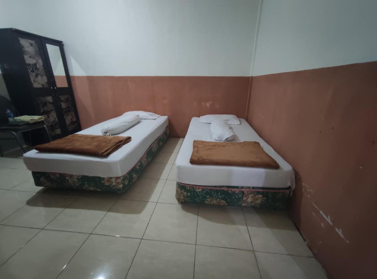 Standard Twin Room photo 2