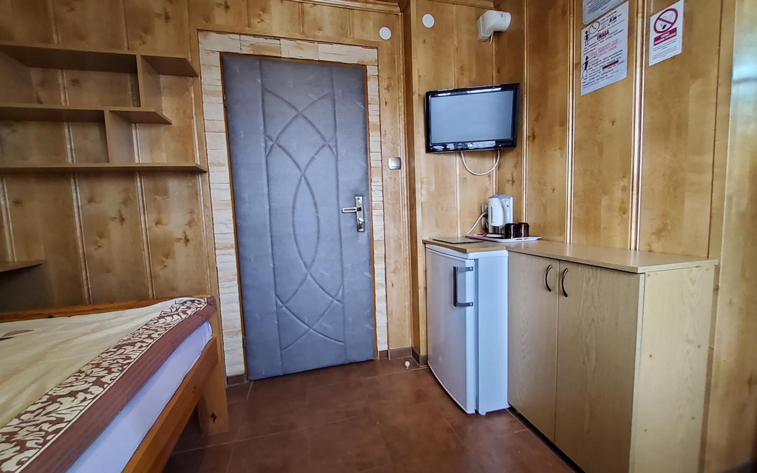 Double Room with Private Bathroom photo 3