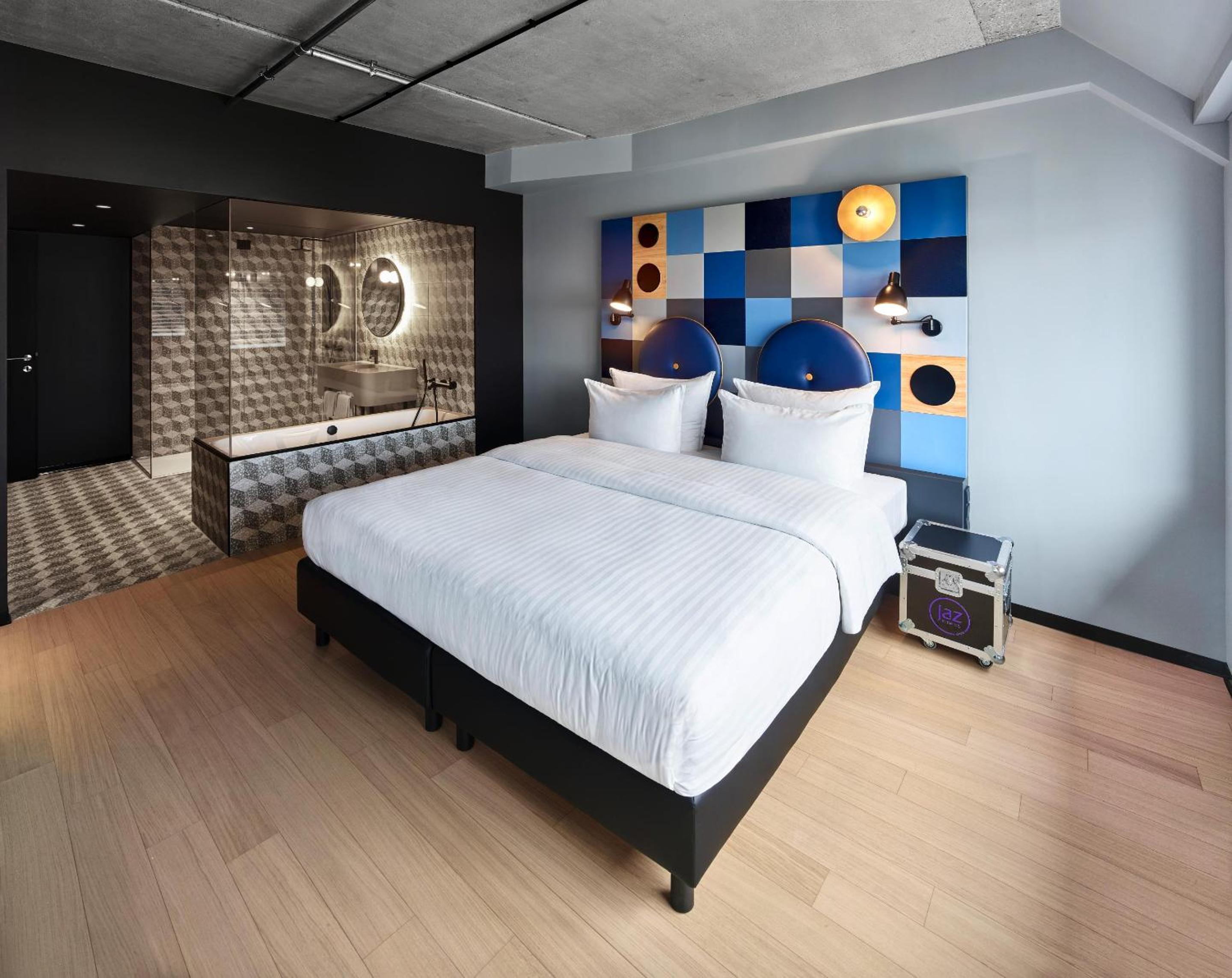 Backbeat Suite photo 3