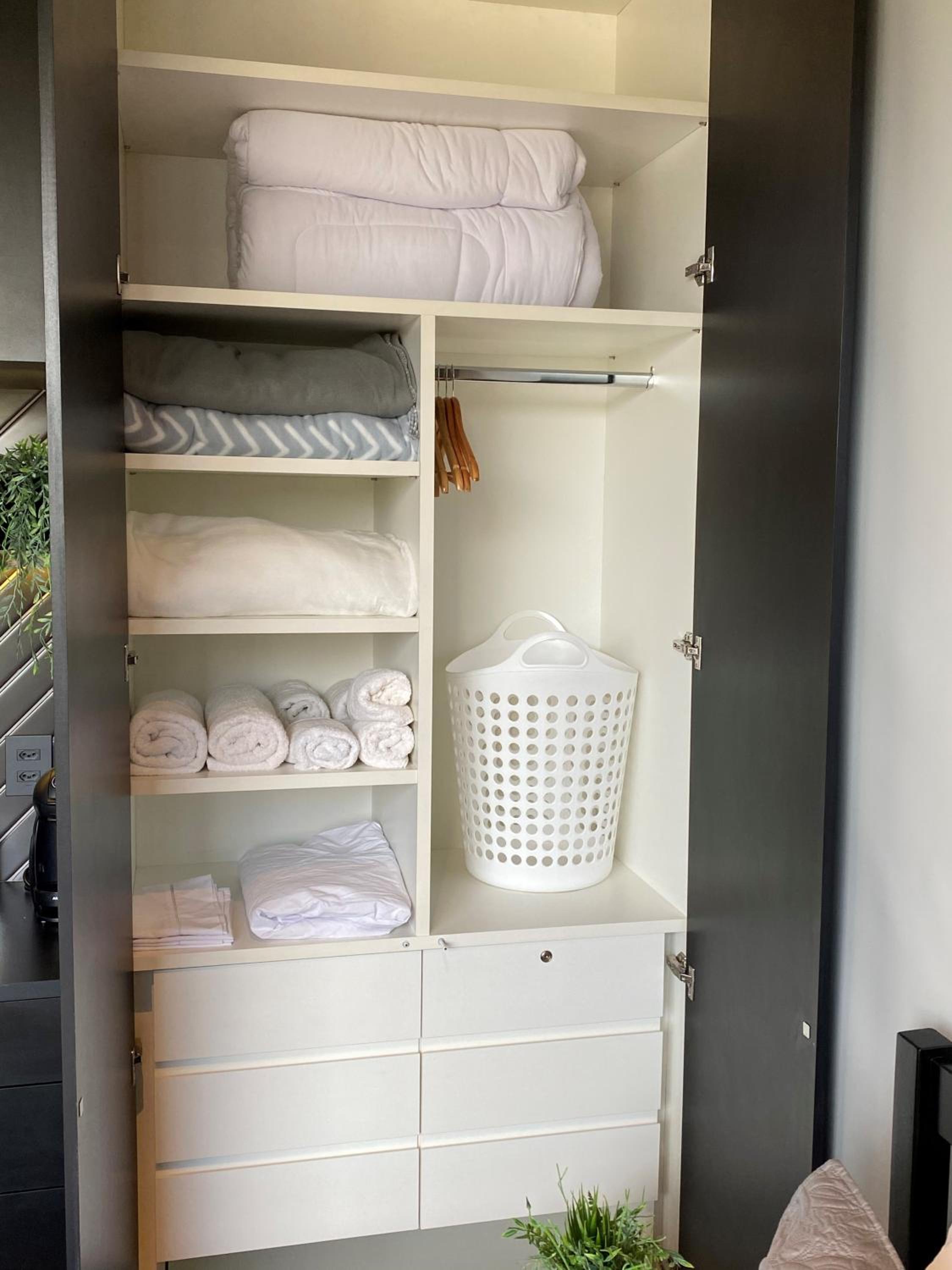Studio Apartment - Photo 39