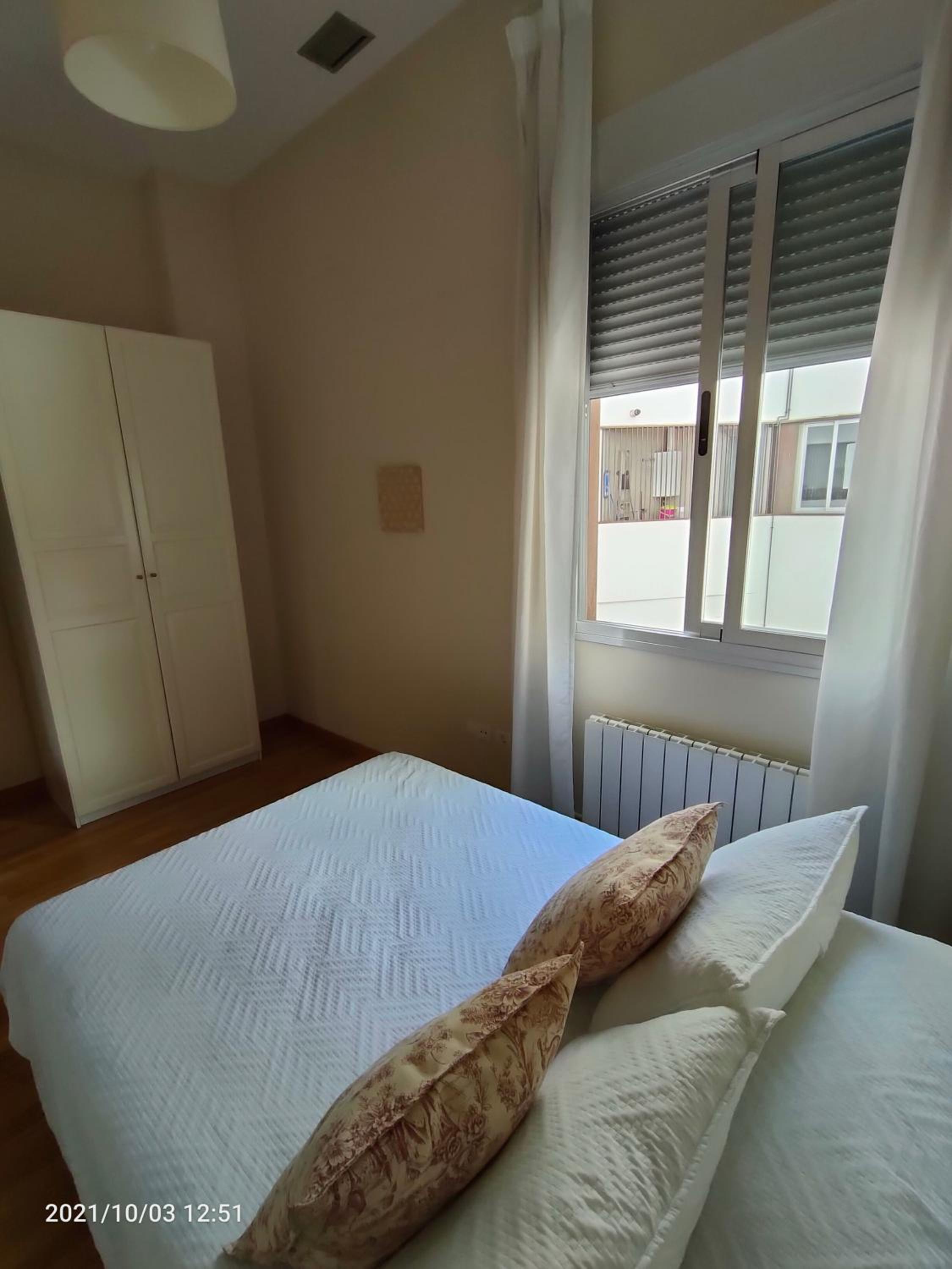 Two-Bedroom Apartment - Photo 23