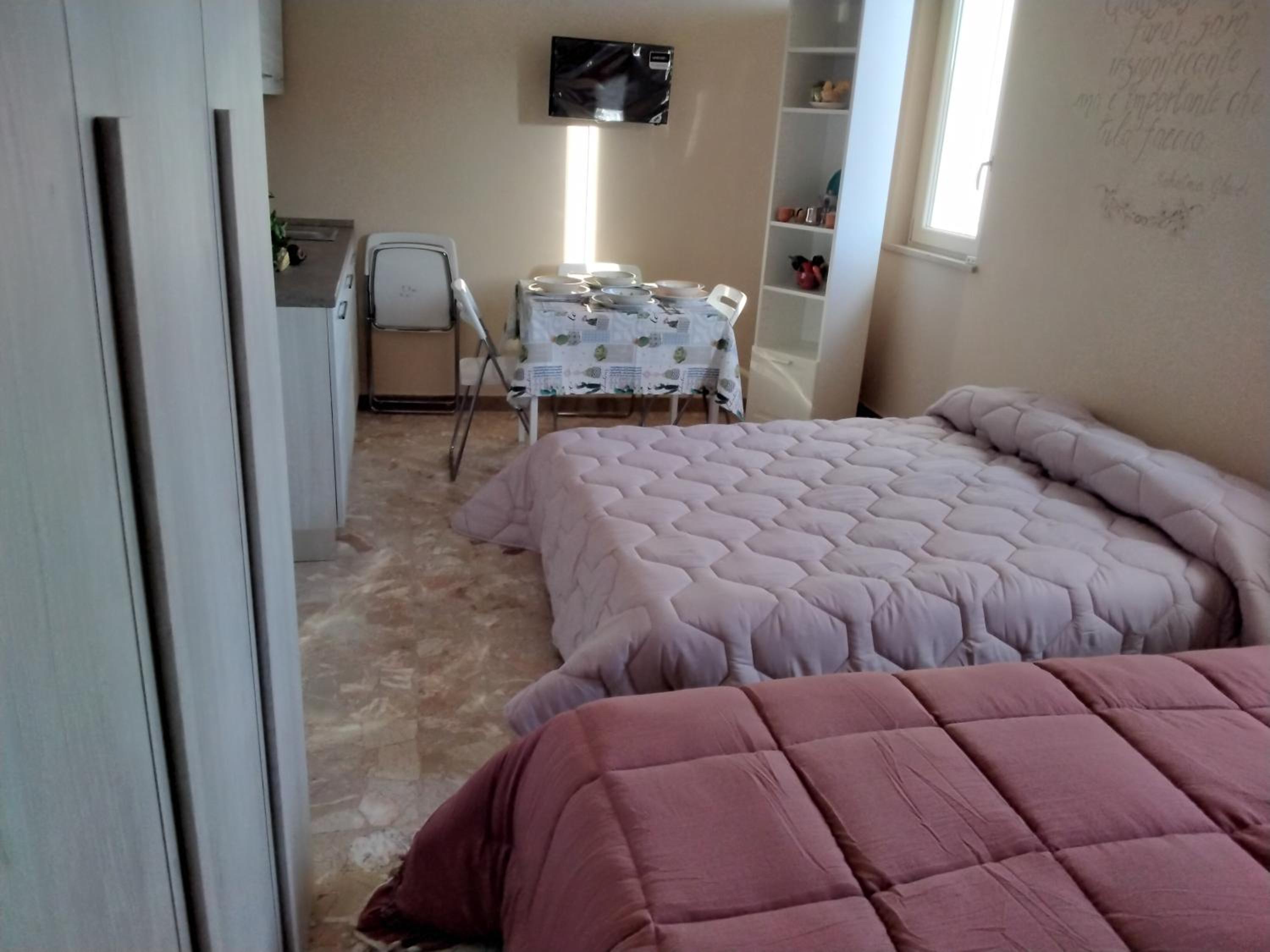 Quadruple Room With Private Bathroom photo 1