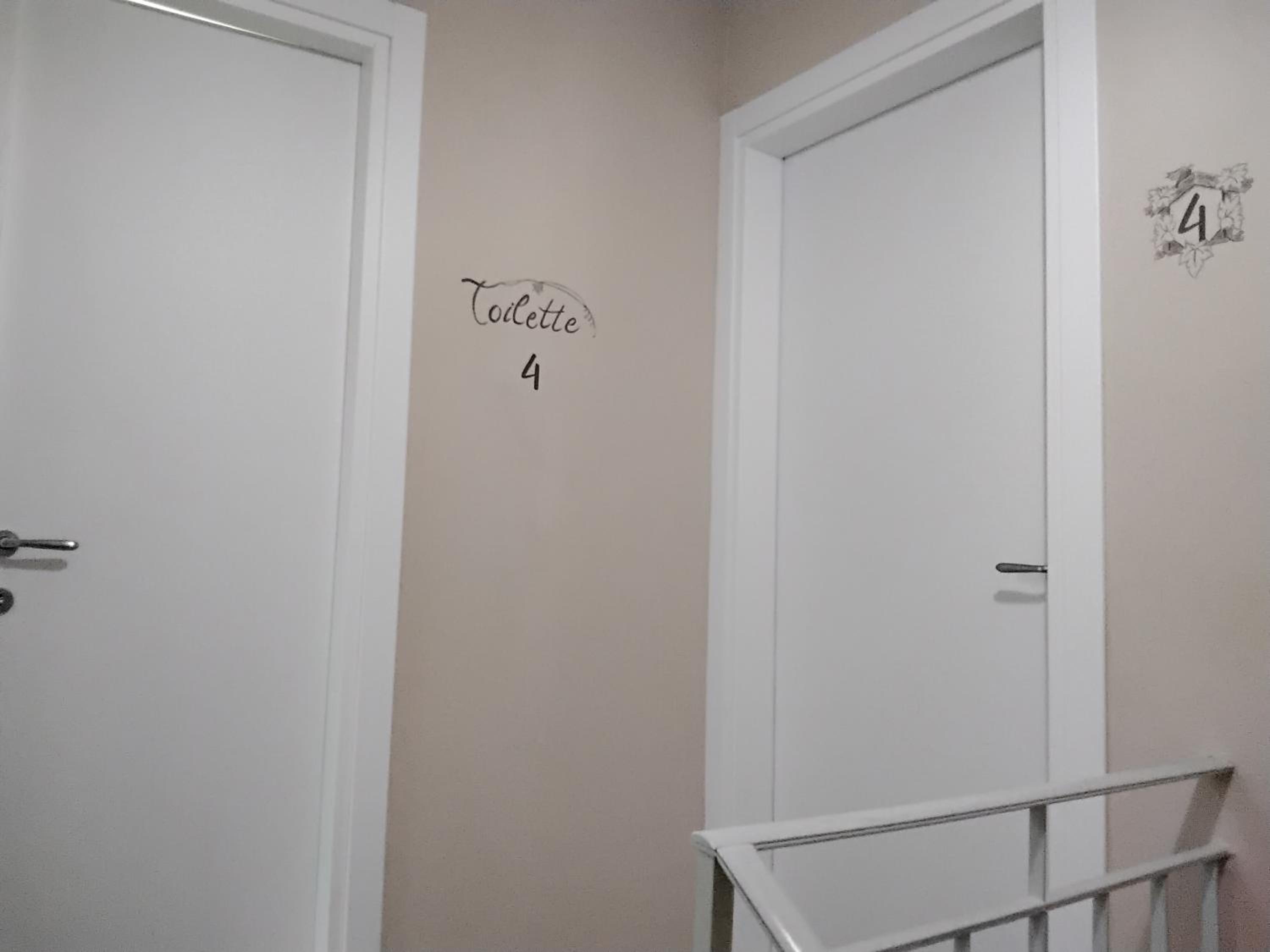 Quadruple Room With Private Bathroom photo 2