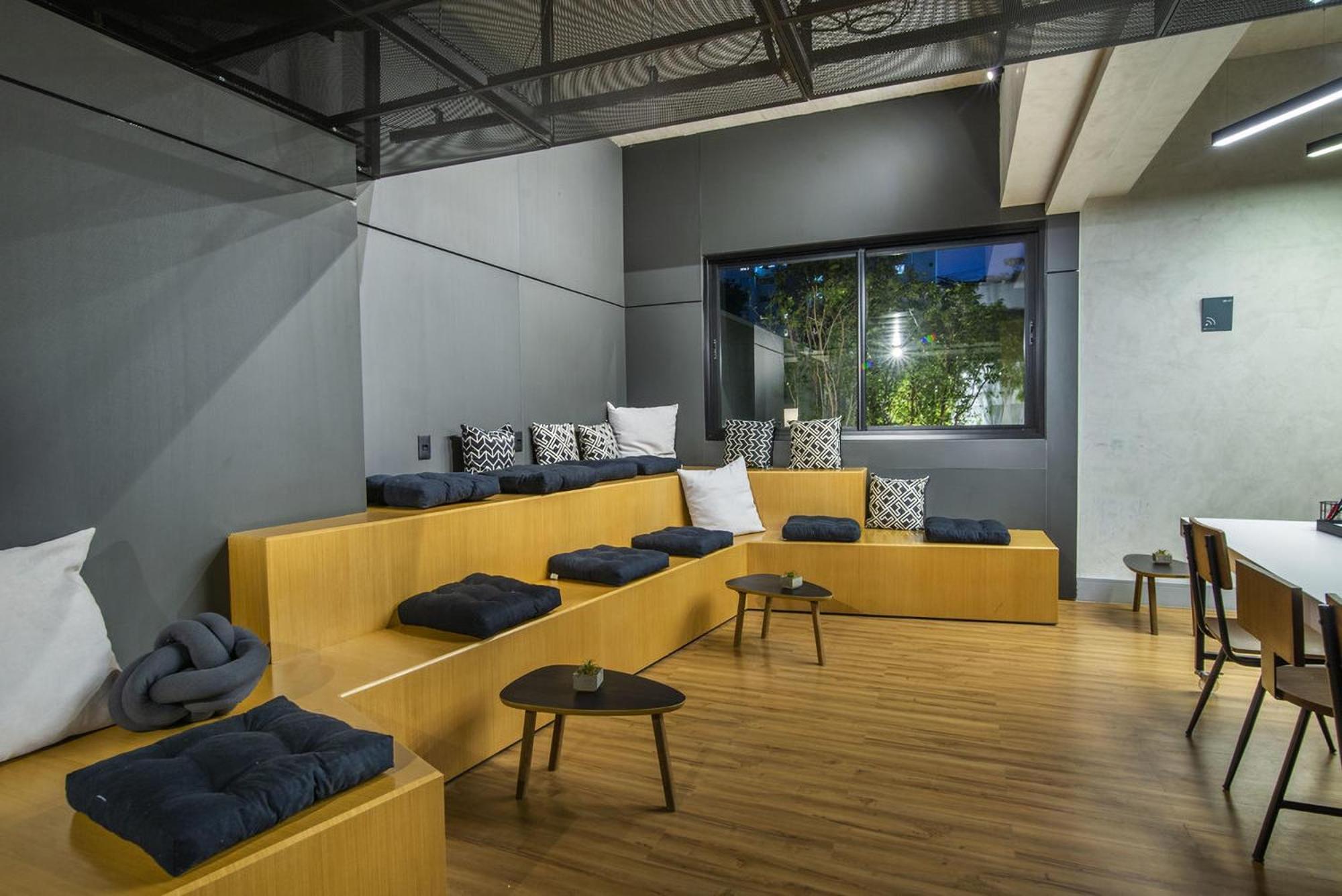 Studio Apartment - Photo 3