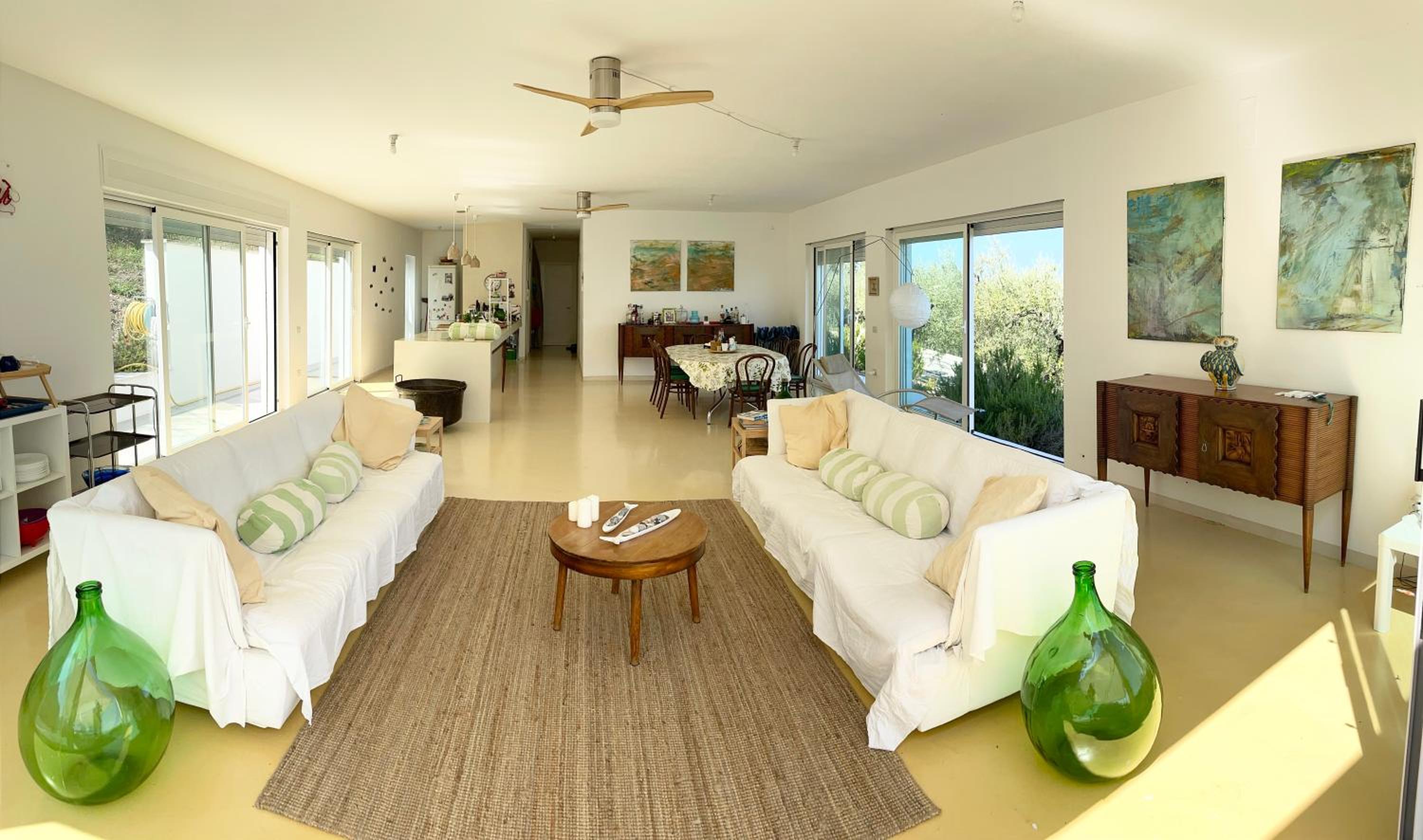 Three-Bedroom Villa photo 3