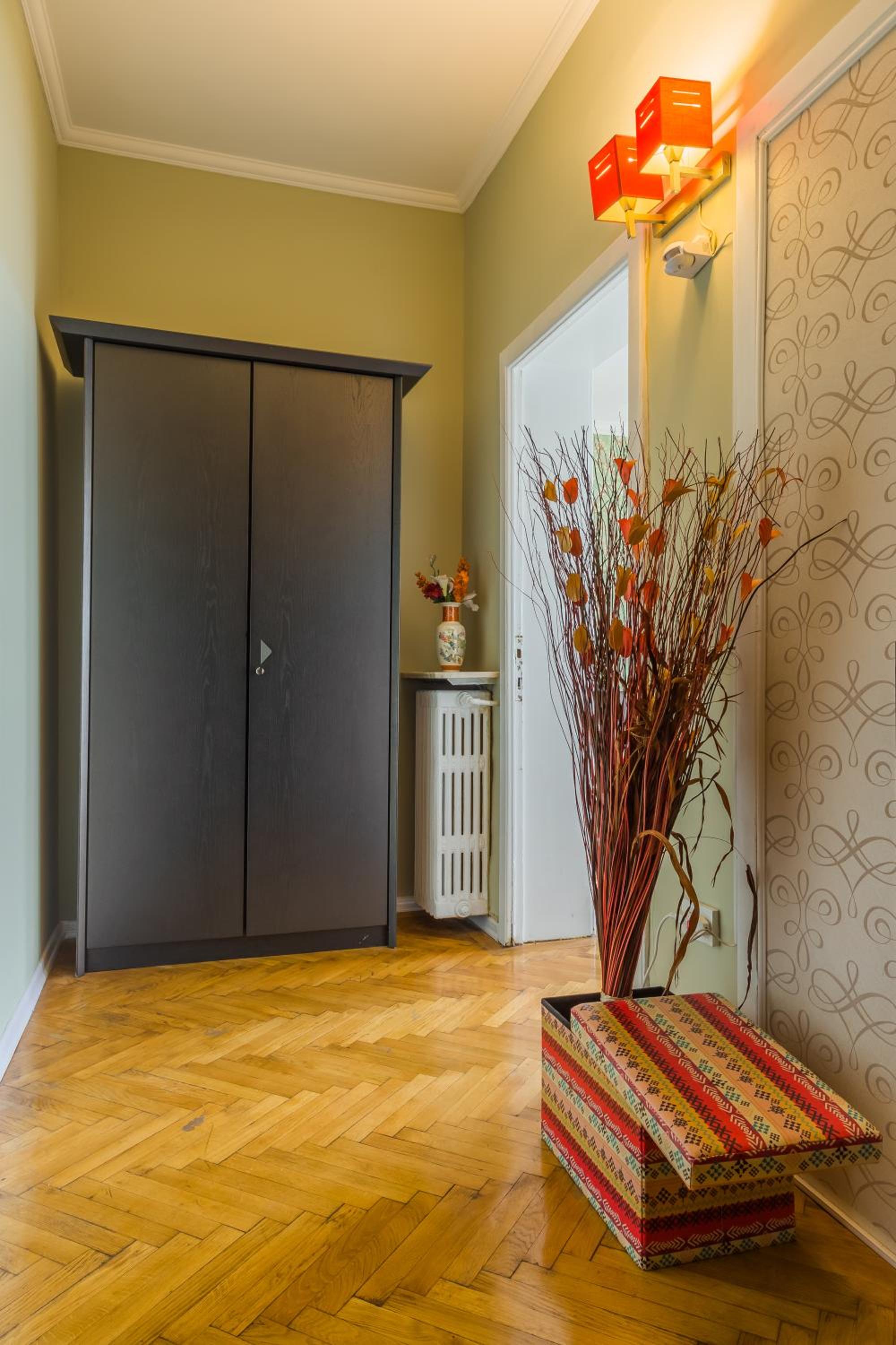Apartment - Photo 8