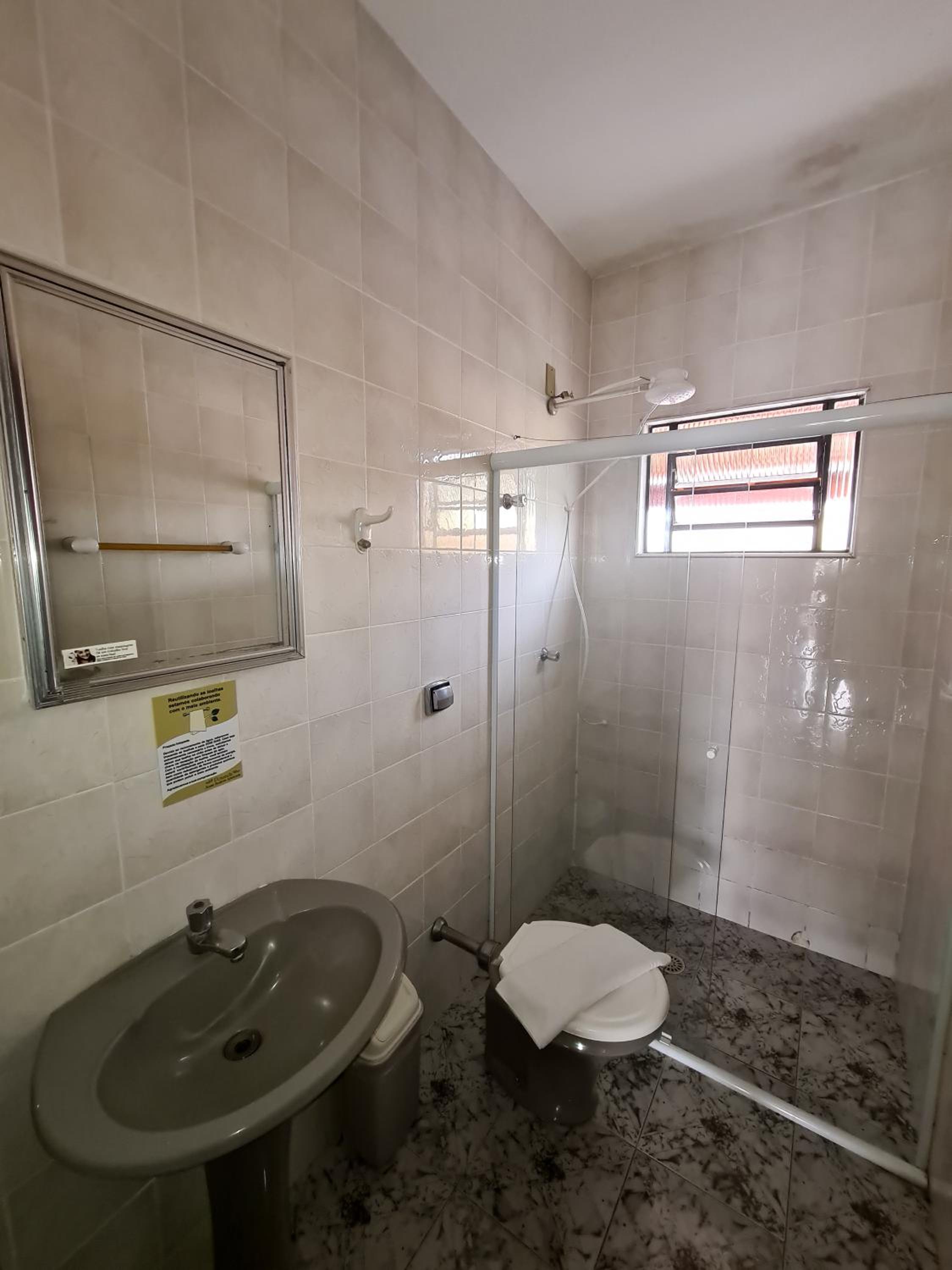 Standard Triple Room - Photo 7