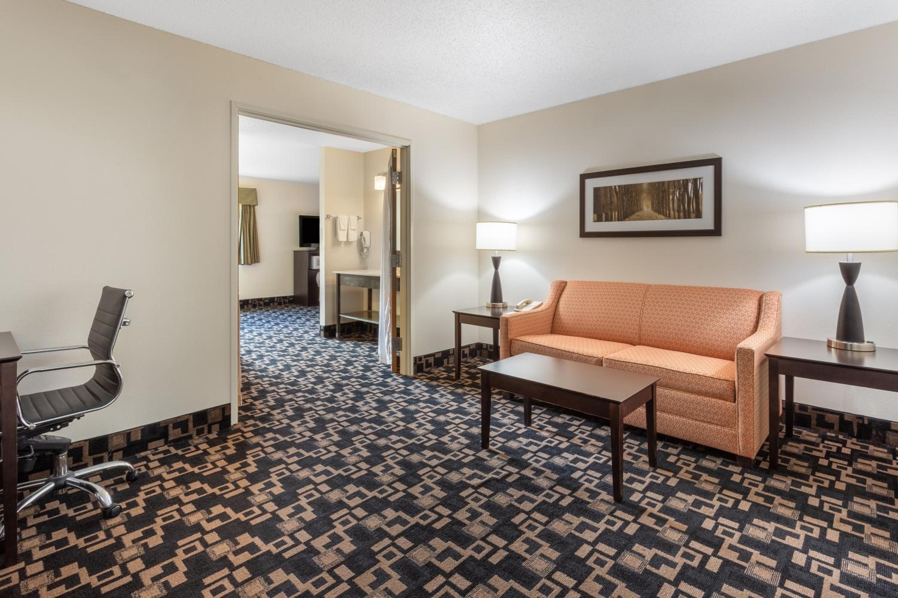 Studio Suite with Two Queen Beds - Non-Smoking