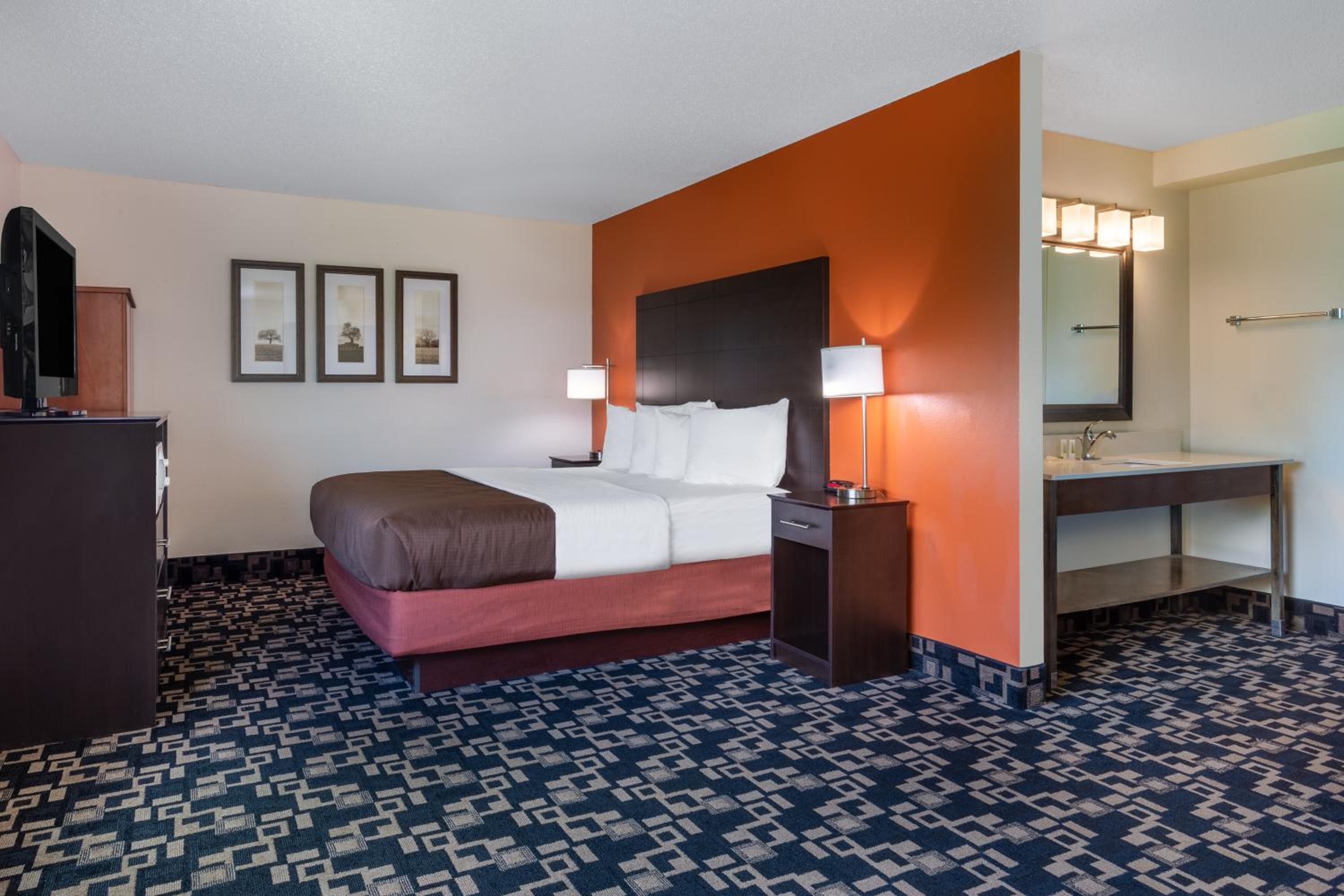 King Room - Mobility Access/Non-Smoking