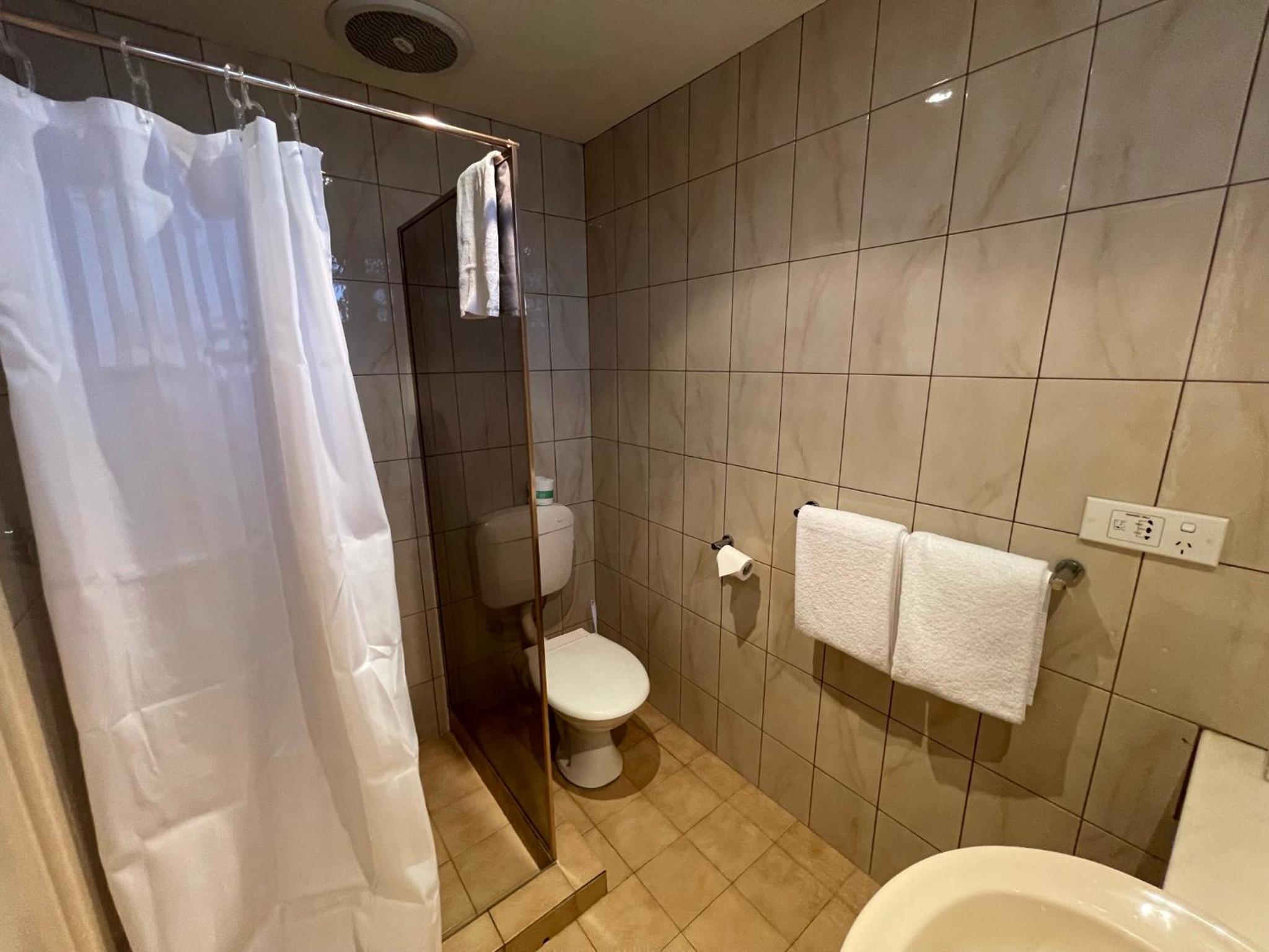 Double or Twin Room with View - Photo 4