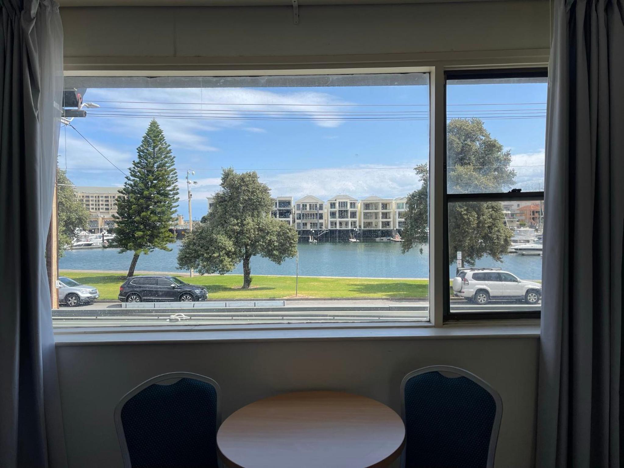 Double or Twin Room with View - Photo 2