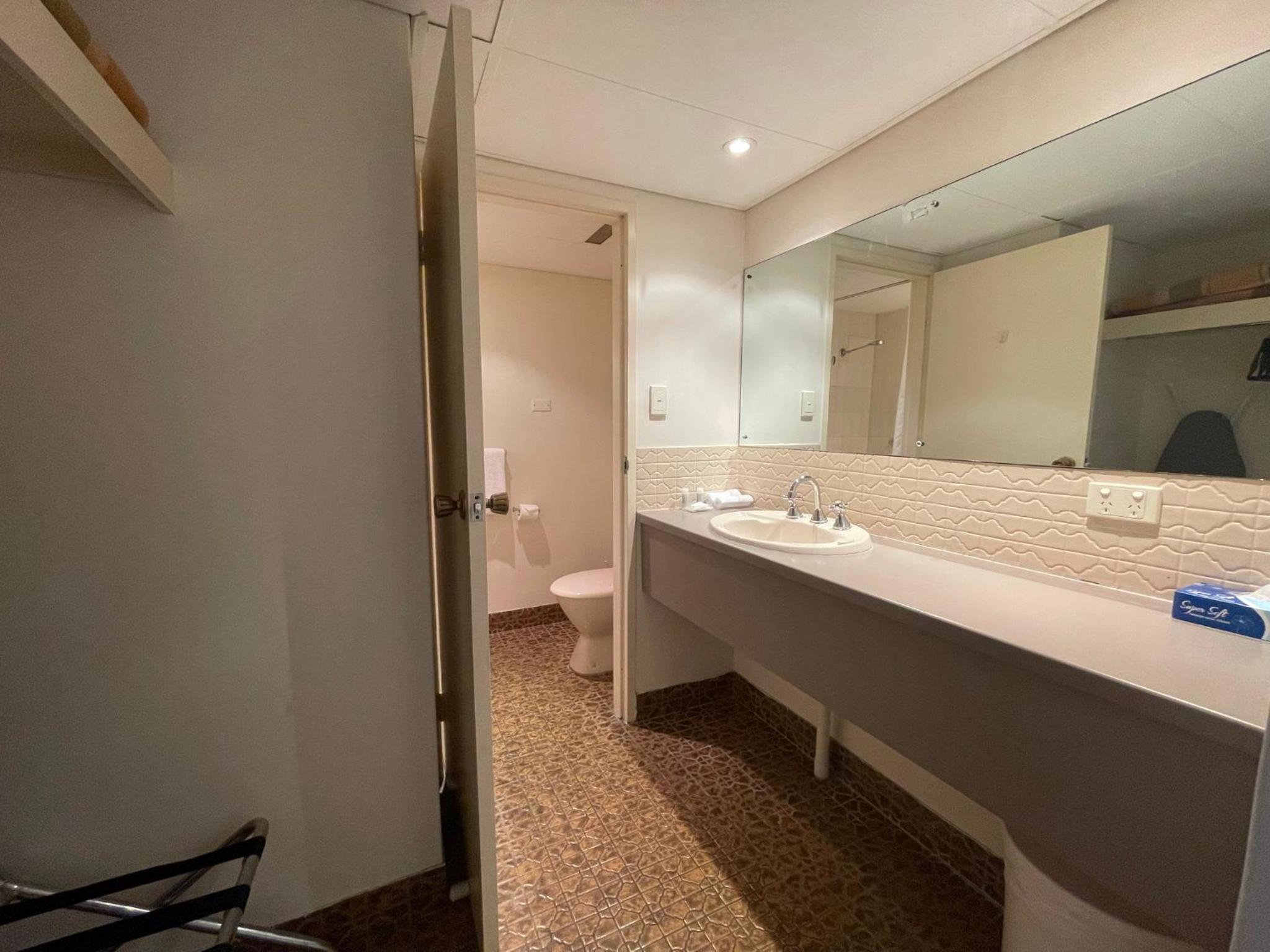 Standard Double or Twin Room - Photo 2