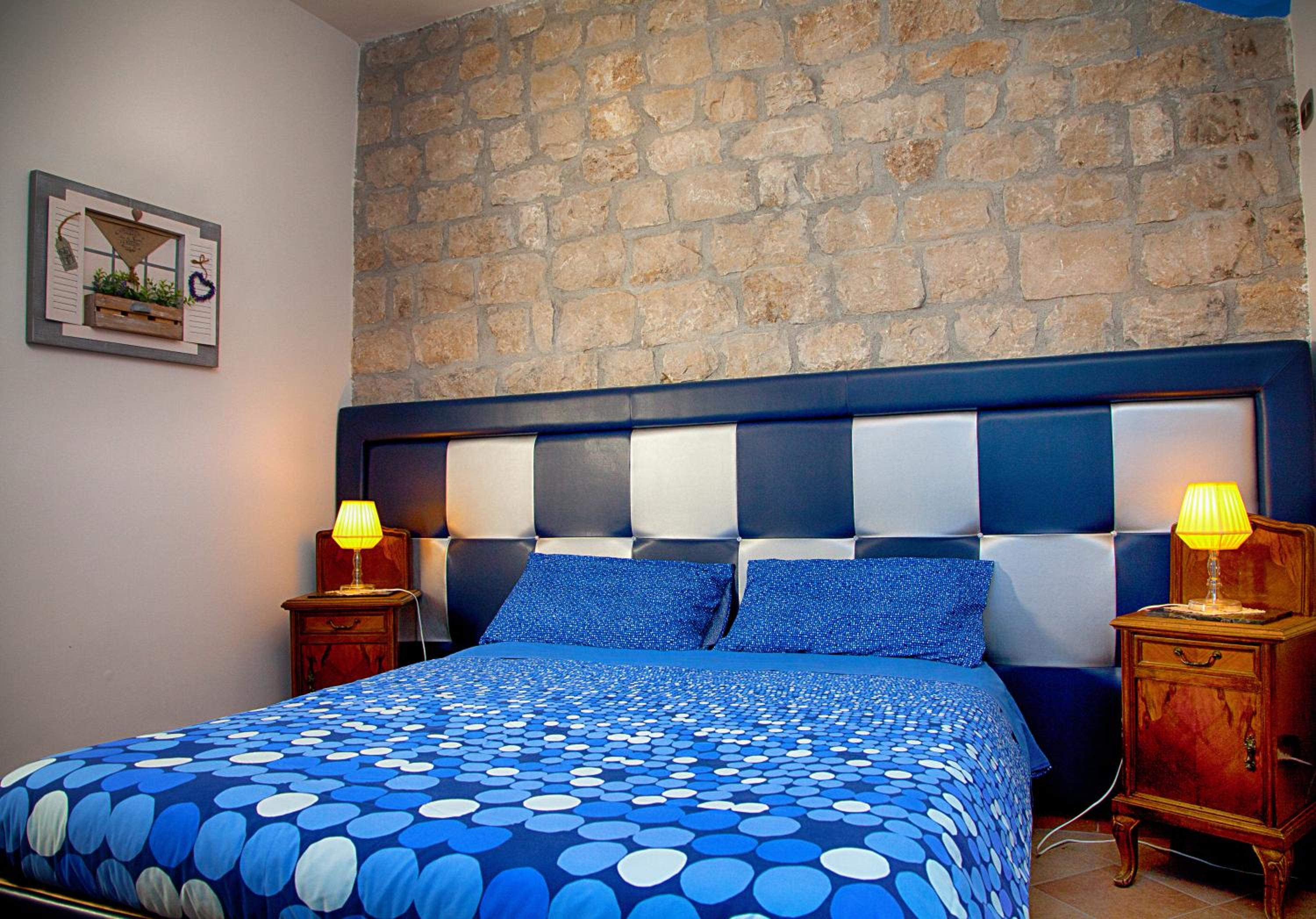 Double or Twin Room with Bathroom photo 1