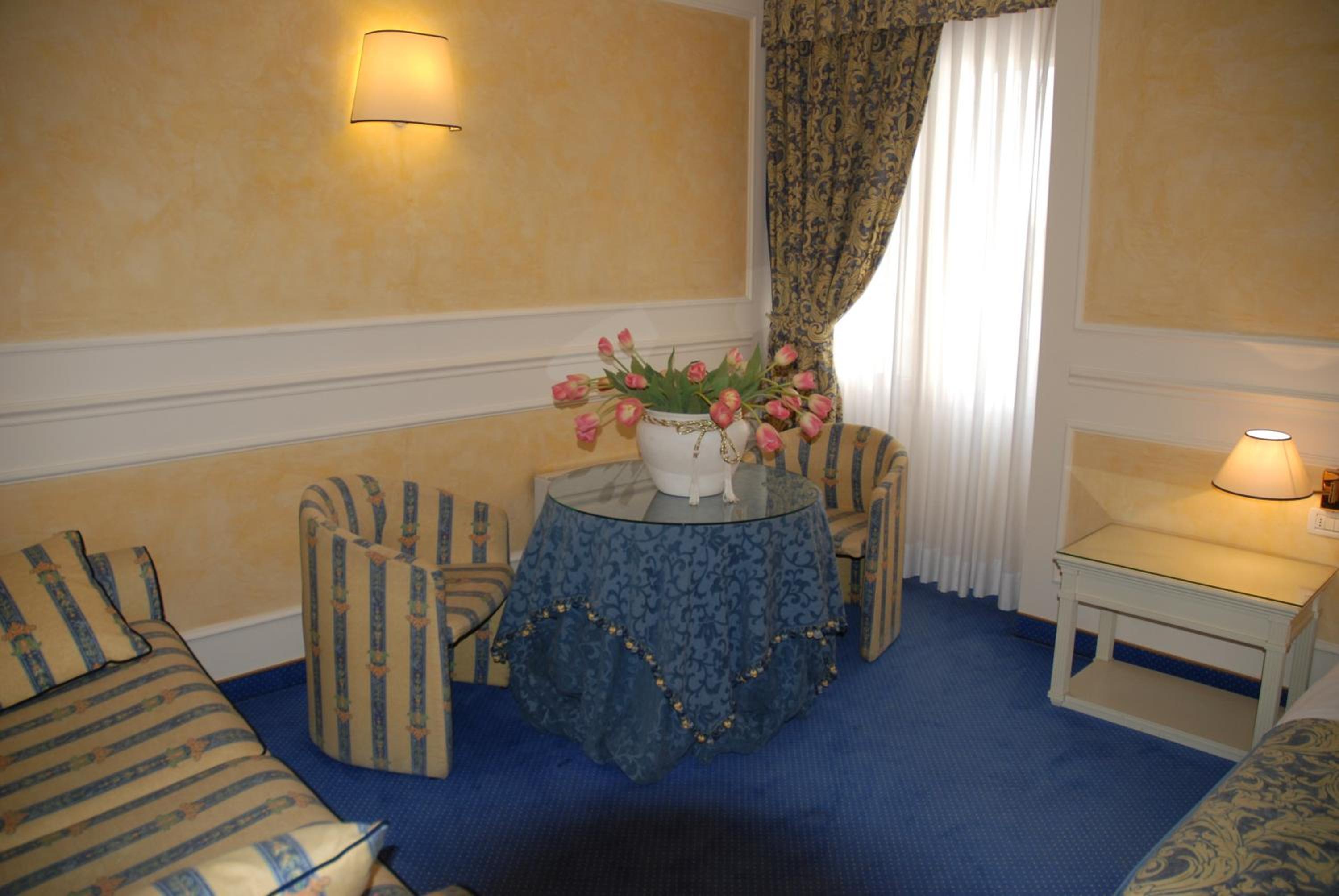 Junior Suite - Photo 6