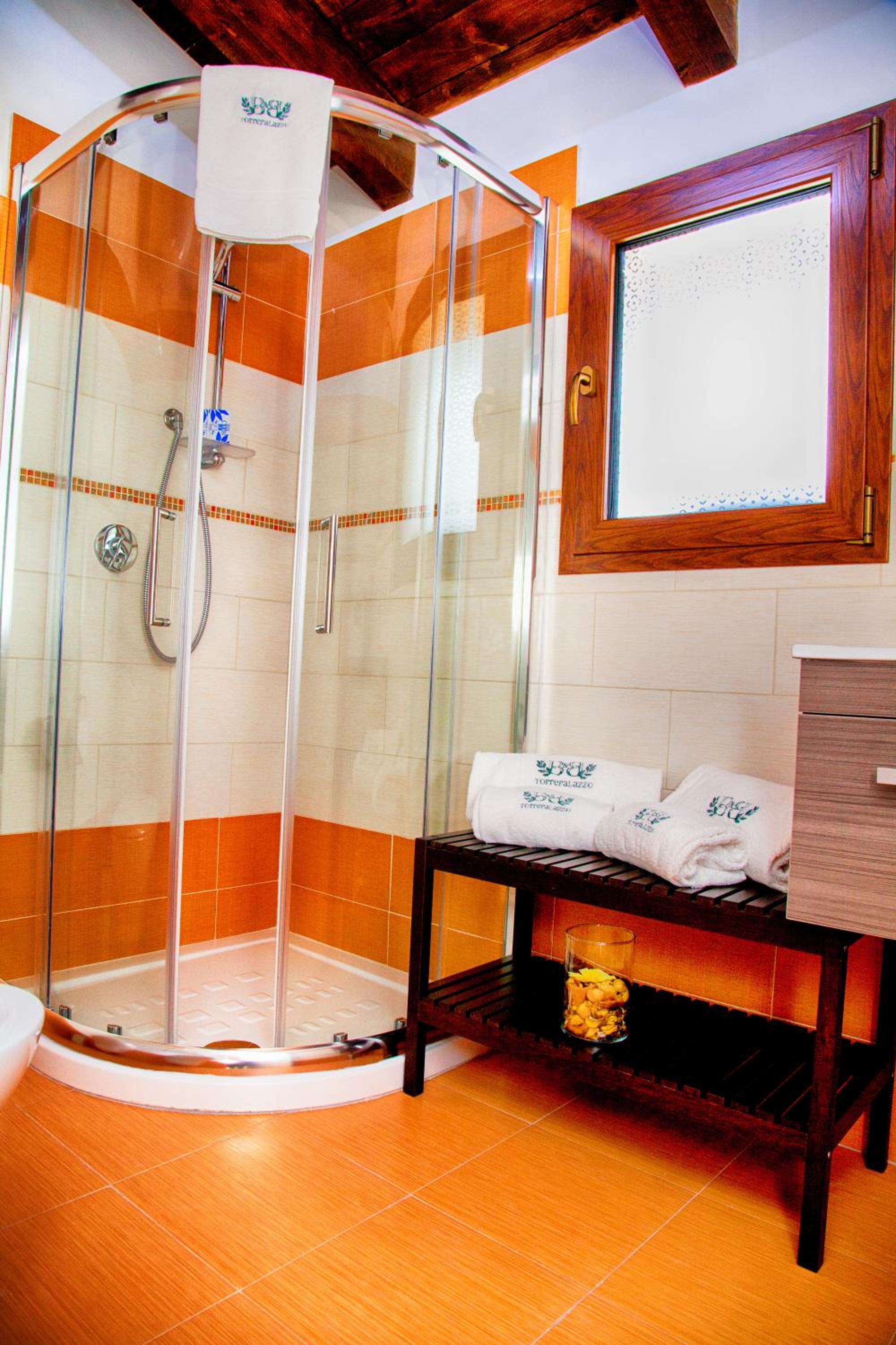 Double or Twin Room with Bathroom photo 3