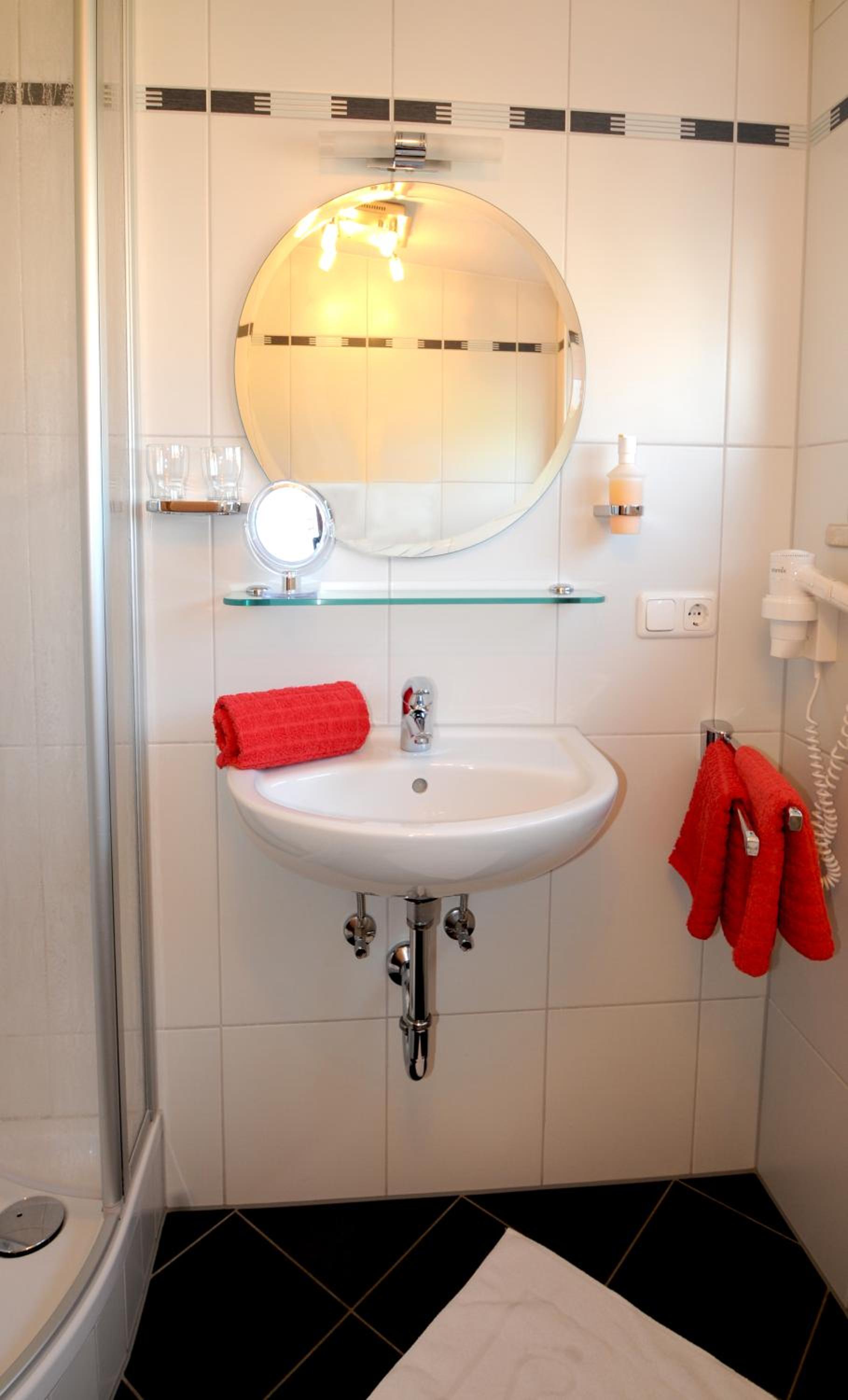 Double Room nr. 2 photo 3