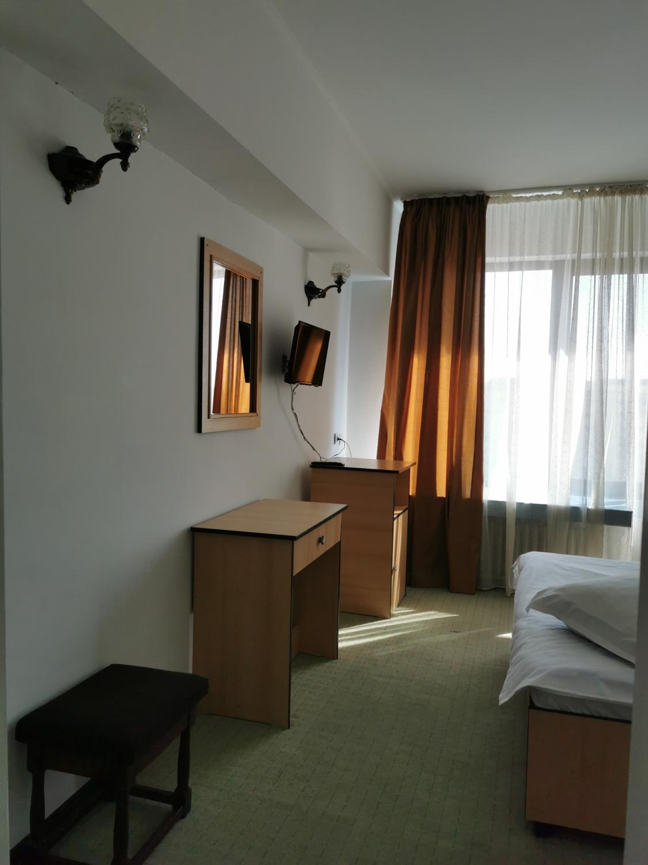 Double or Twin Room photo 2