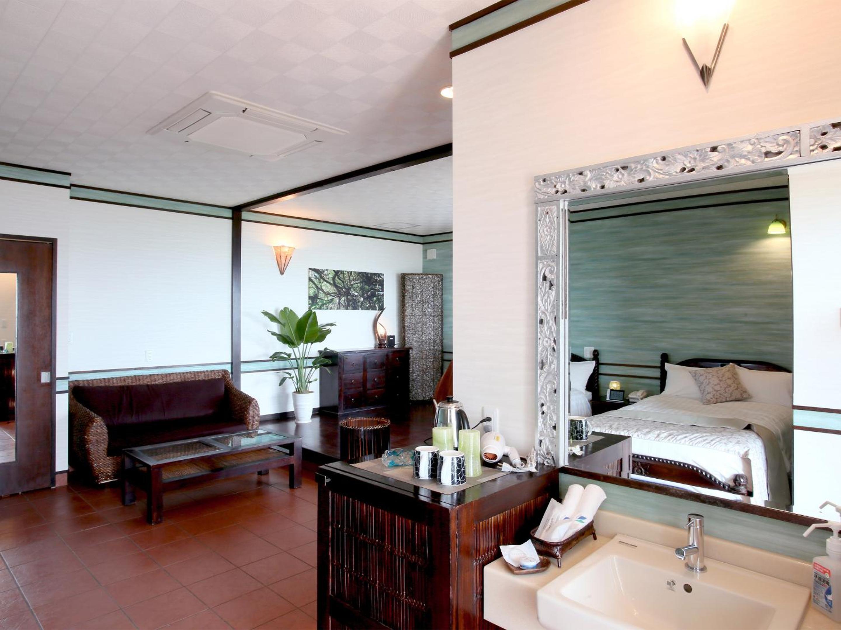 Superior Double or Twin Room with Sea View photo 1