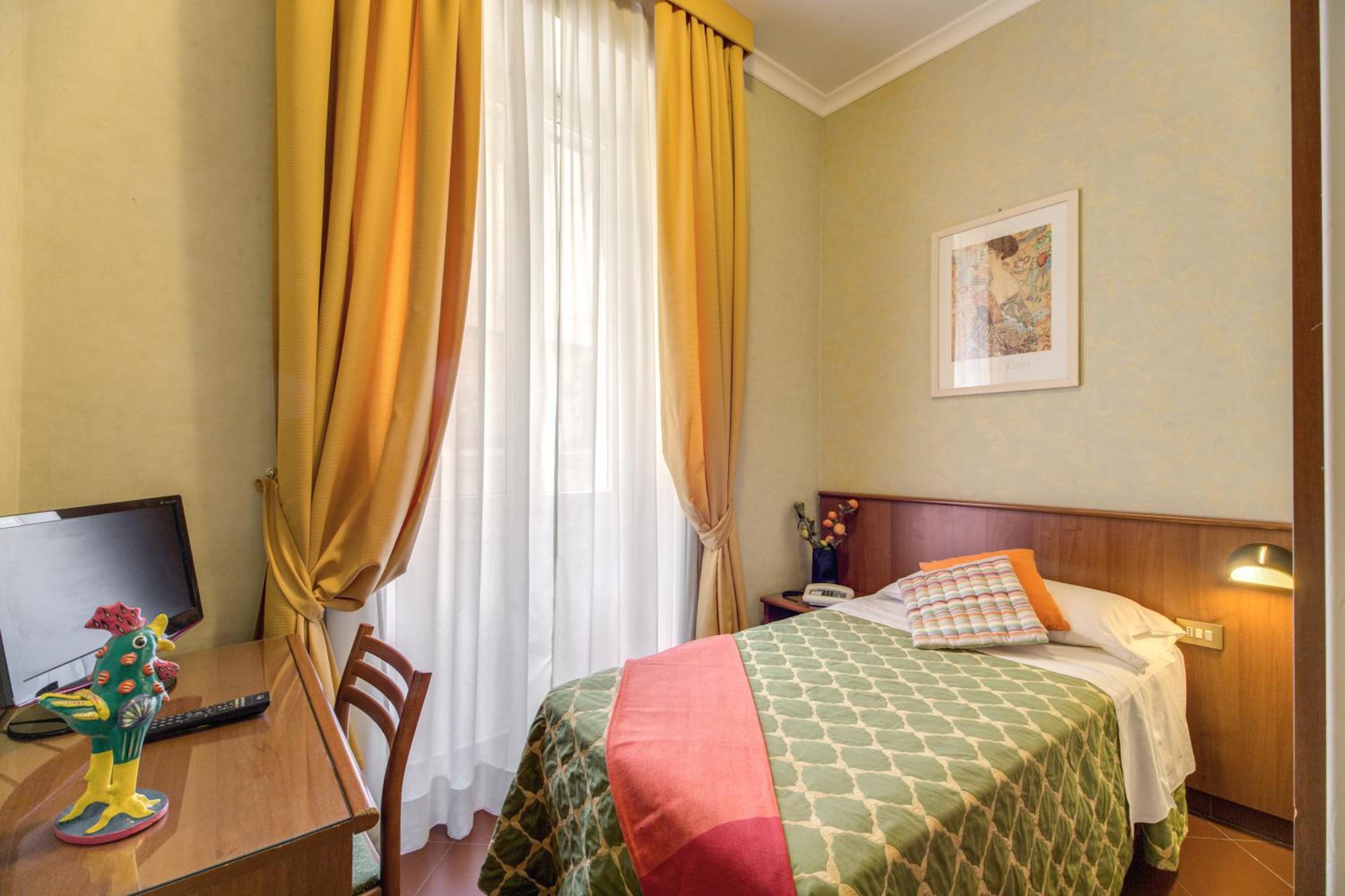 Economy Single Room photo 2