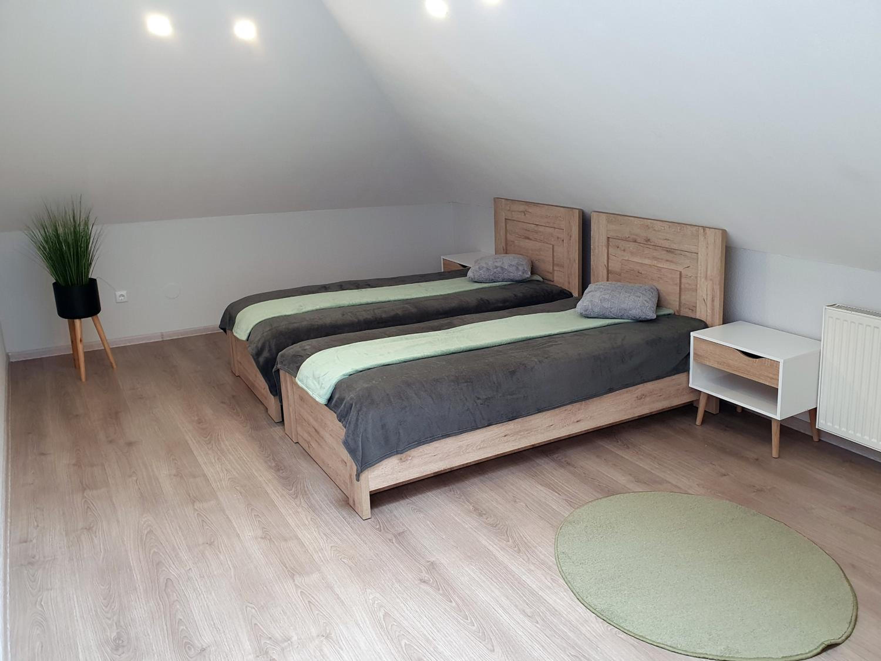 Standard Double Room - Photo 10