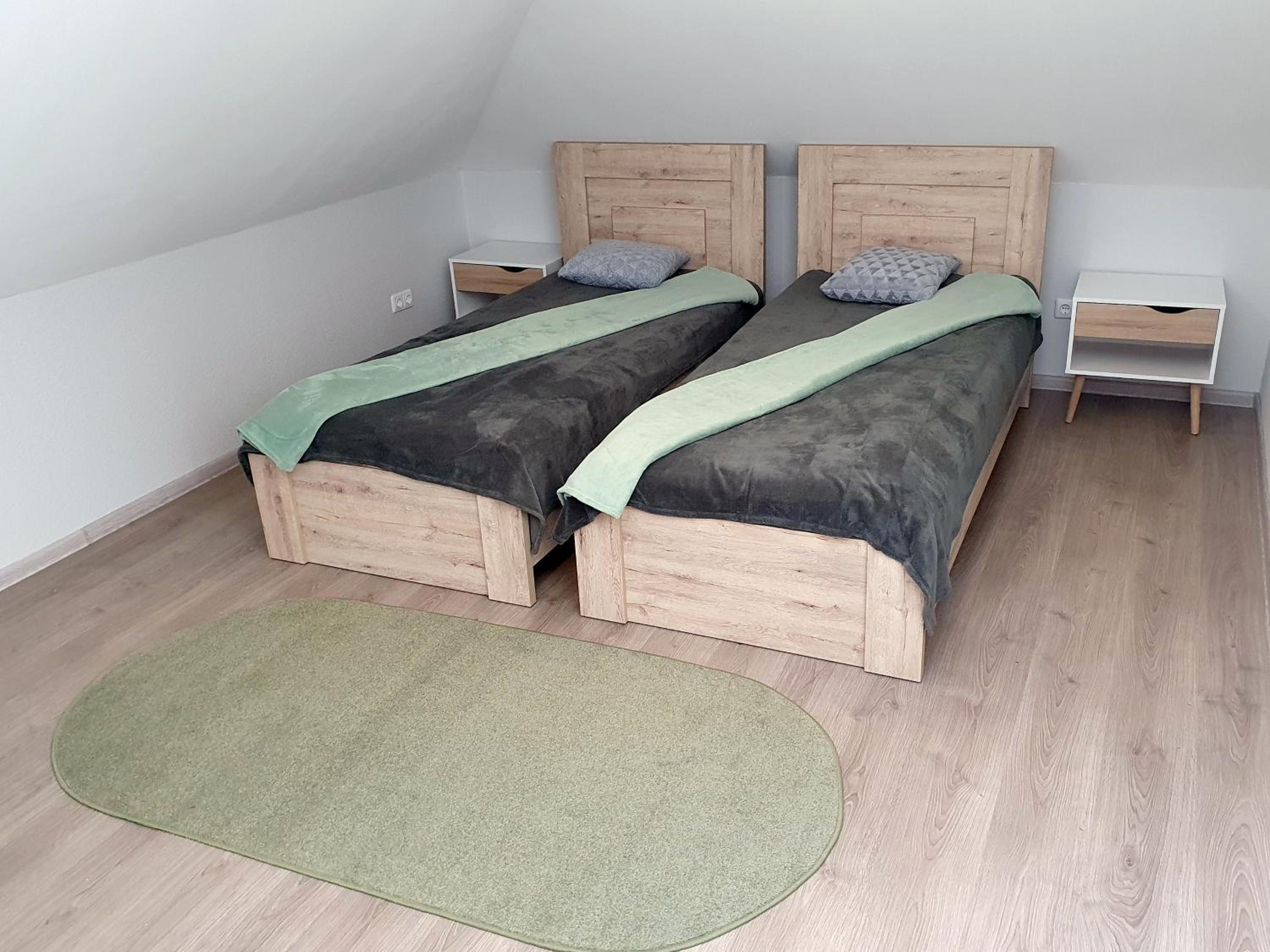 Standard Double Room - Photo 9