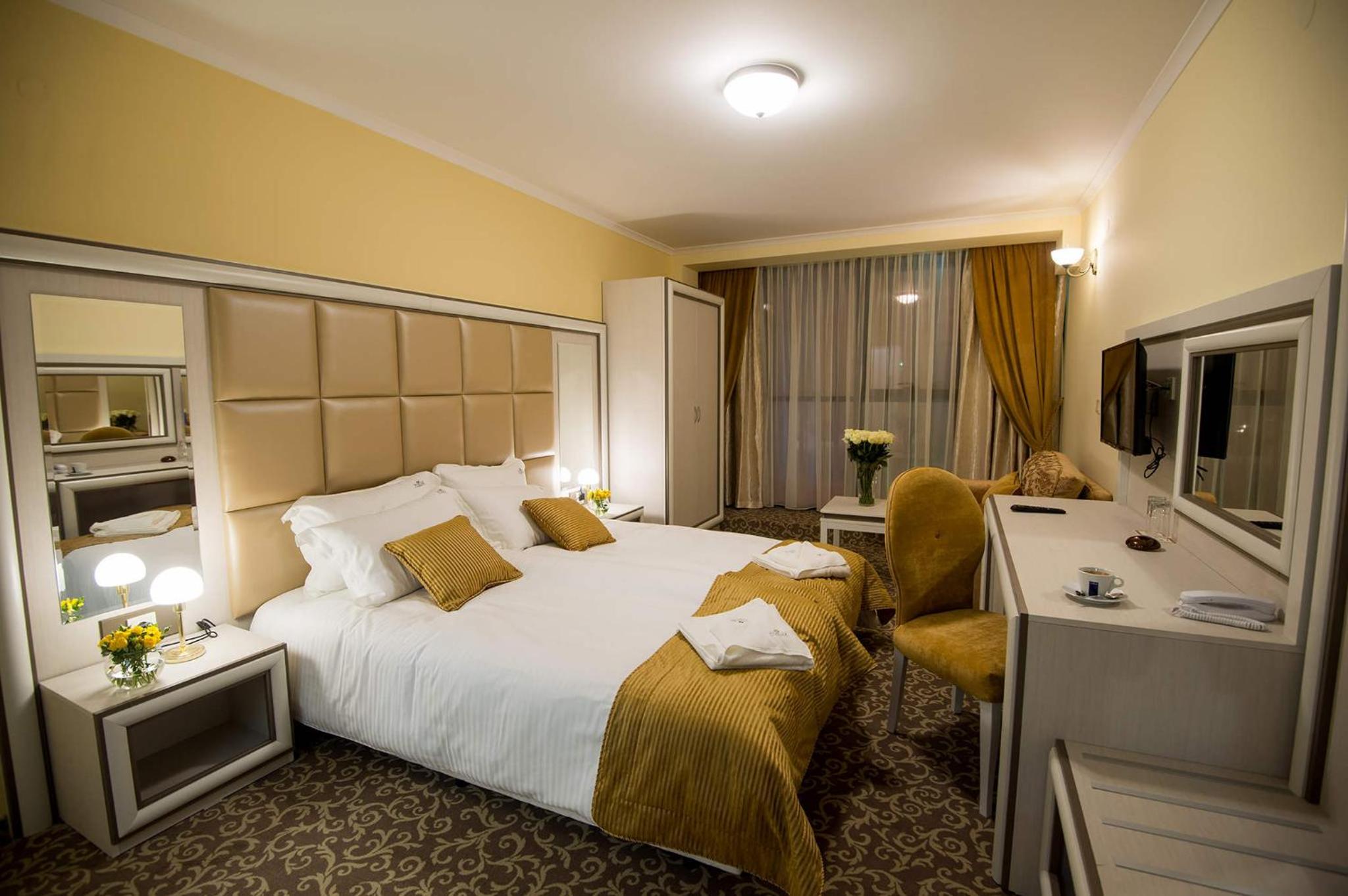 Standard Twin Room photo 2
