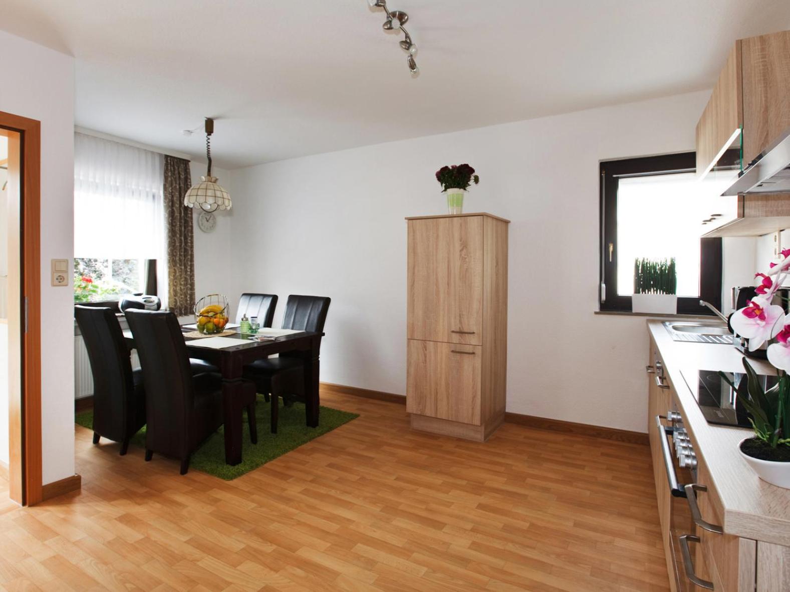 Two-Bedroom Apartment with Terrace - Photo 2