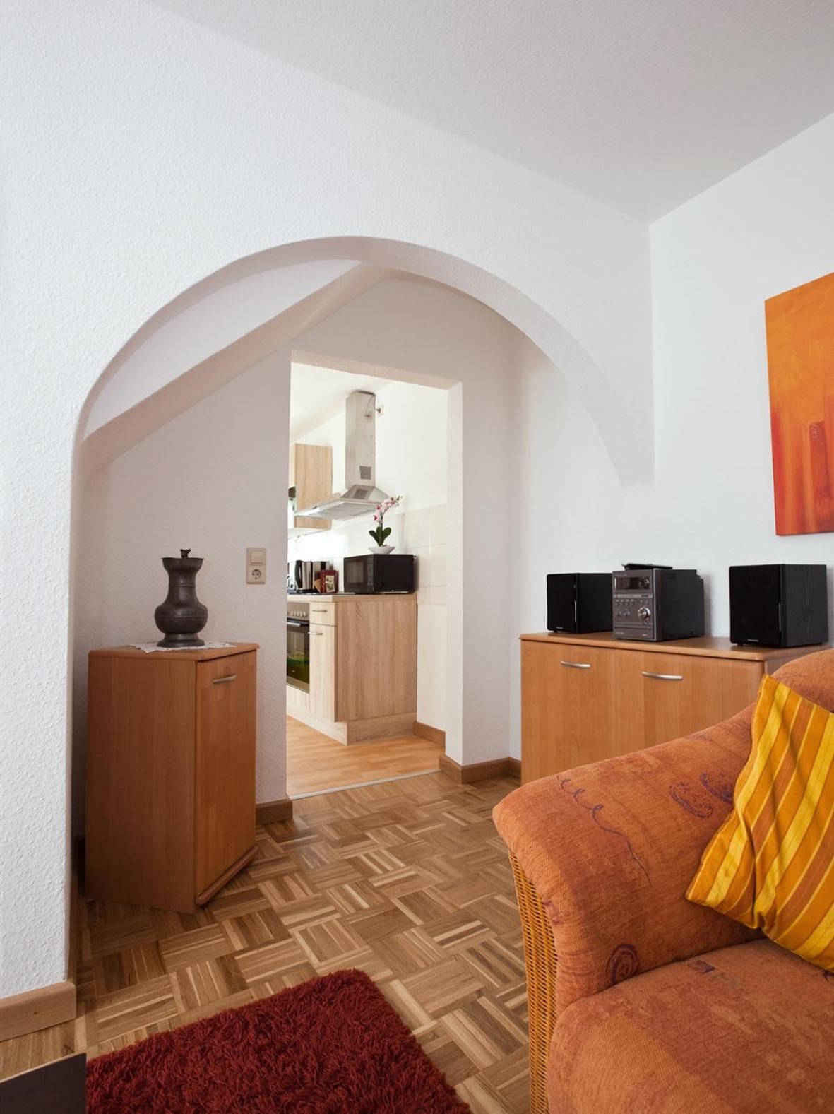 Two-Bedroom Apartment with Terrace - Photo 3