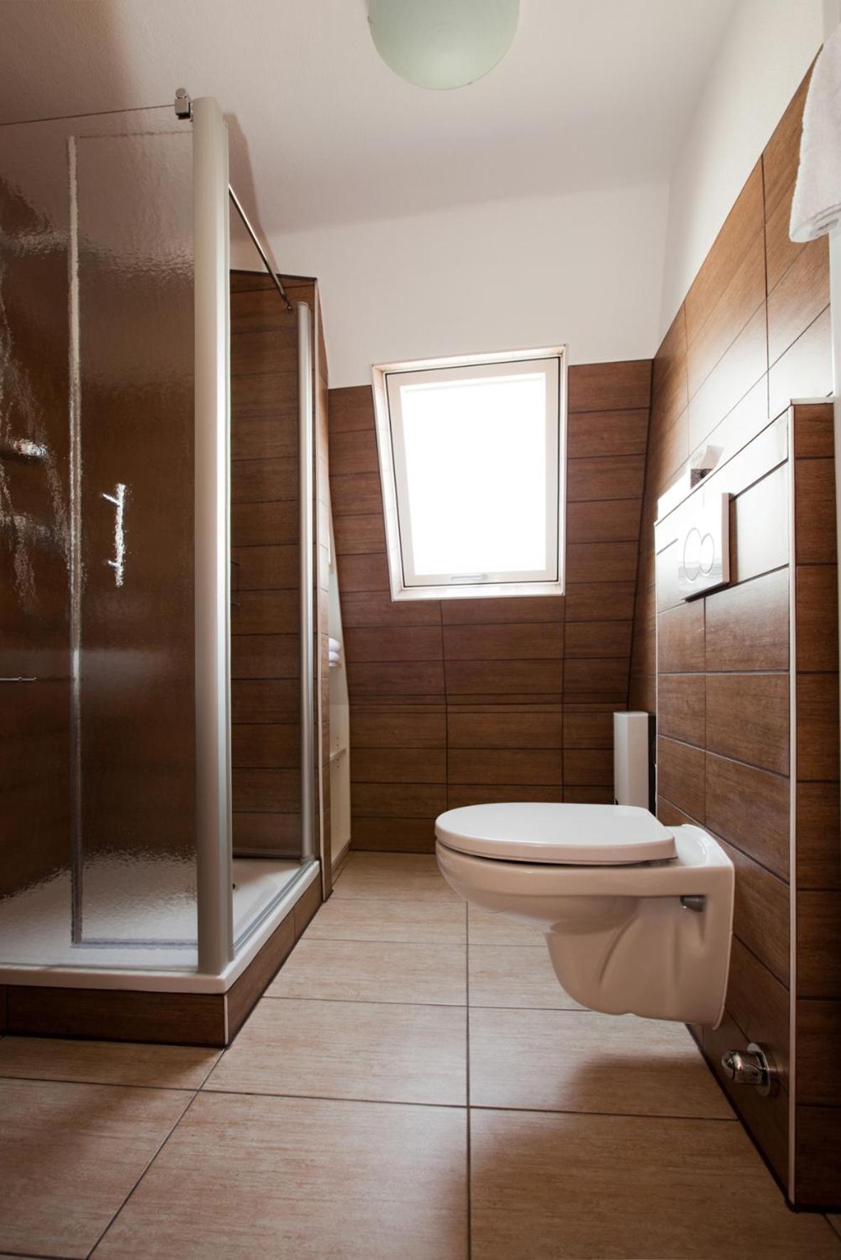 Two-Bedroom Apartment with Terrace - Photo 7