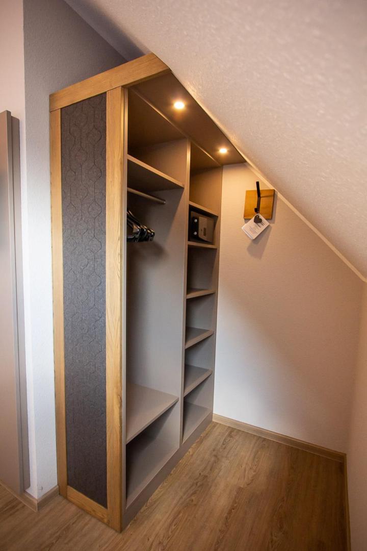 Economy Double Room - Photo 4