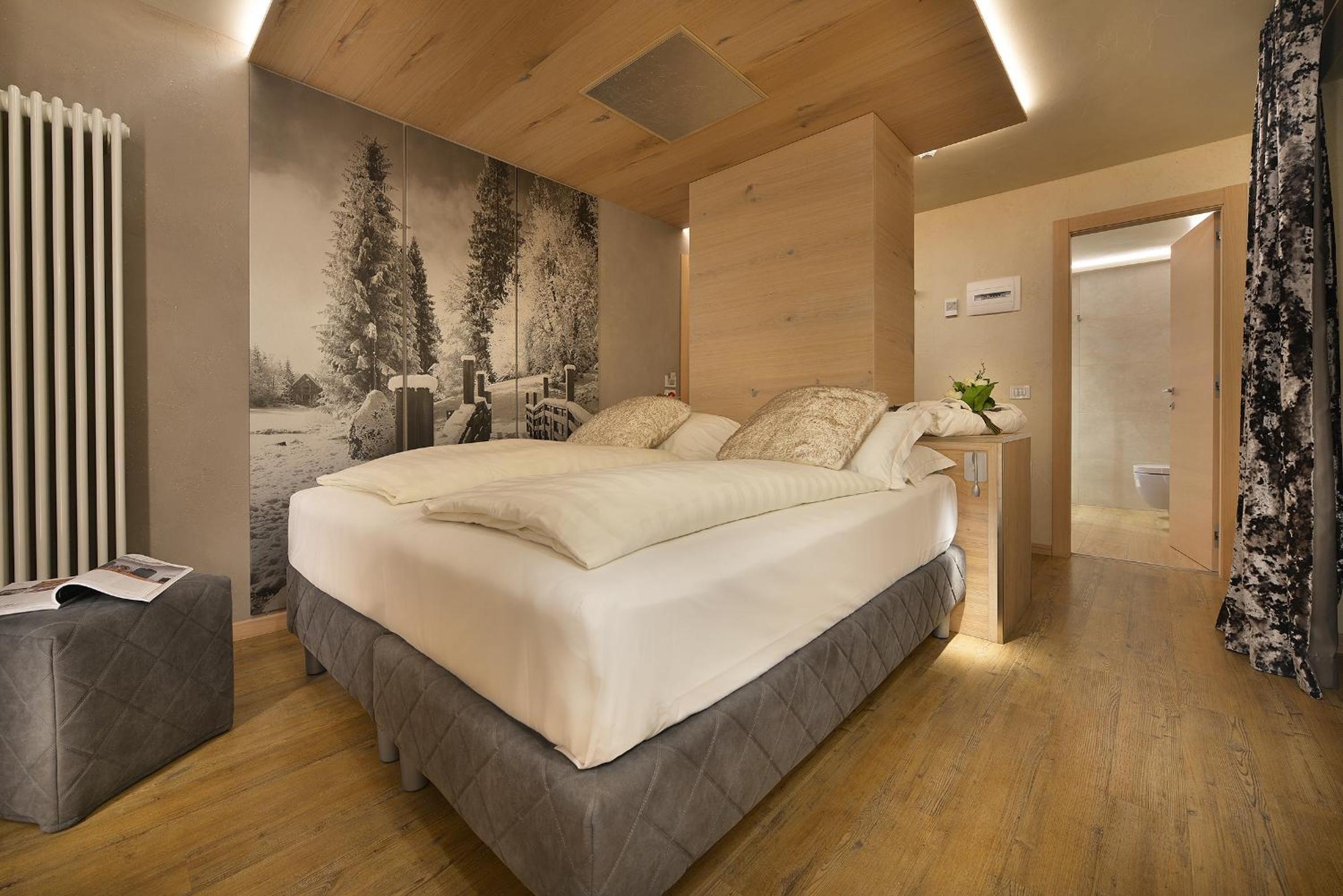 Deluxe Double or Twin Room with Balcony