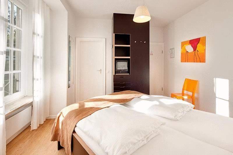 Double Room - Photo 3