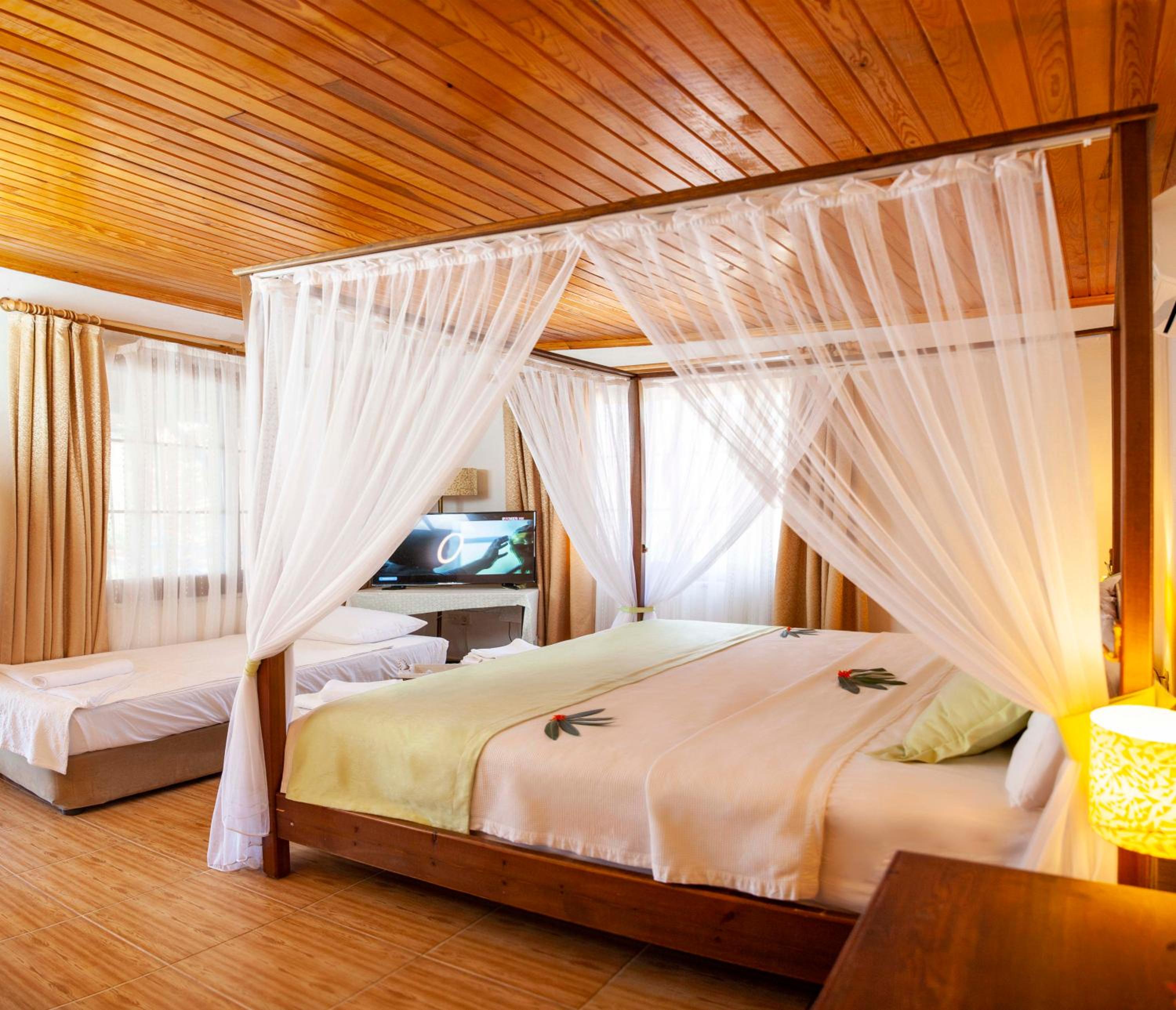 Superior Quadruple Room photo 1