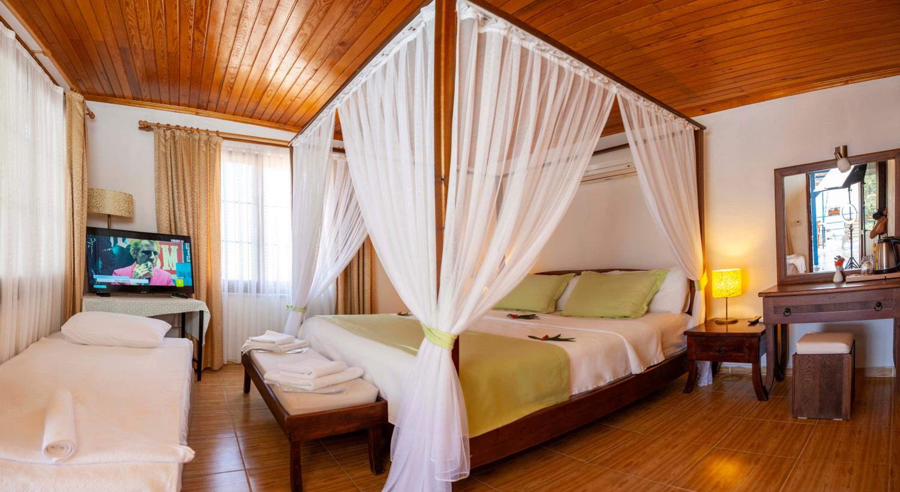 Superior Quadruple Room