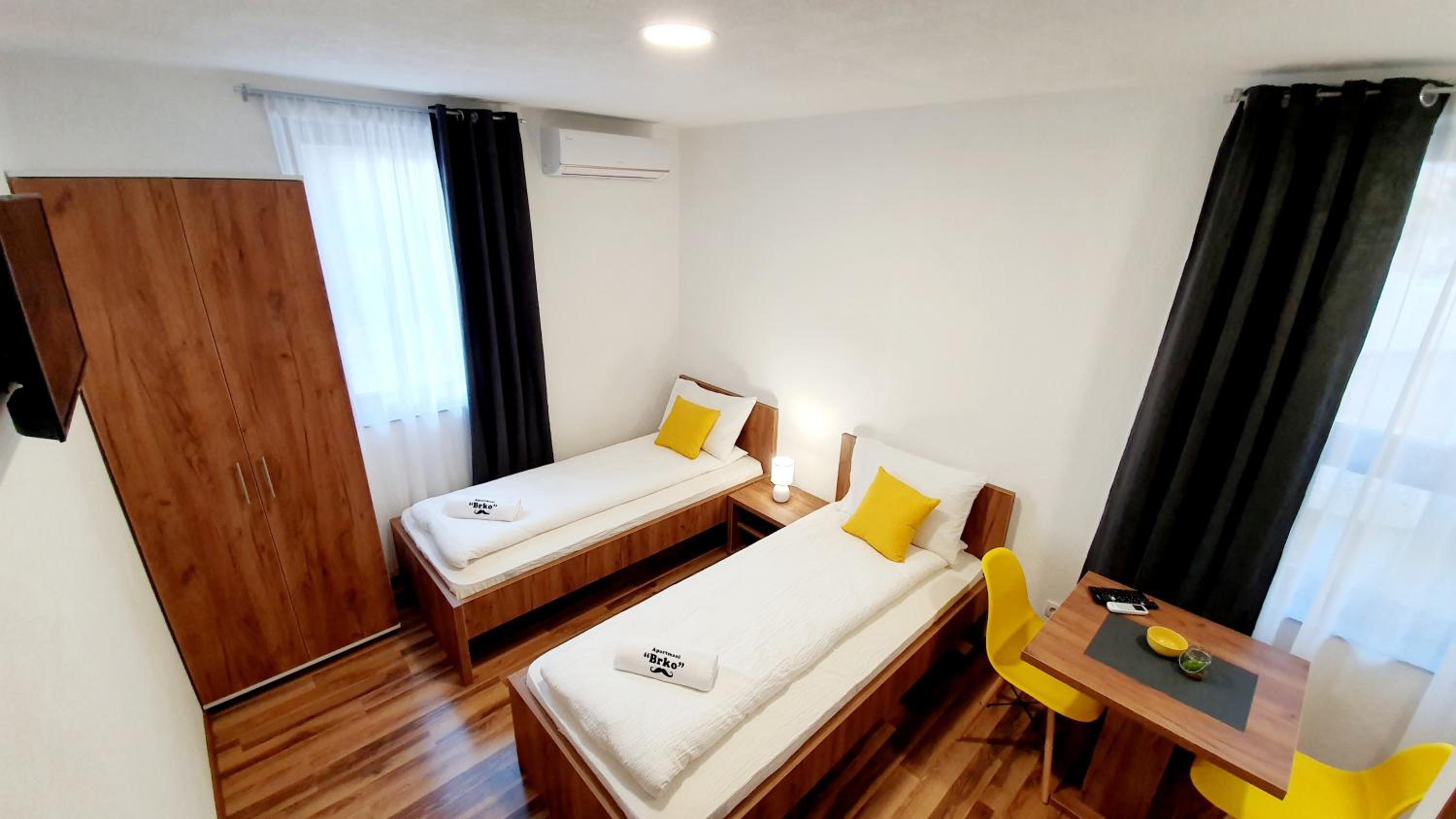 Studio Apartment photo 1